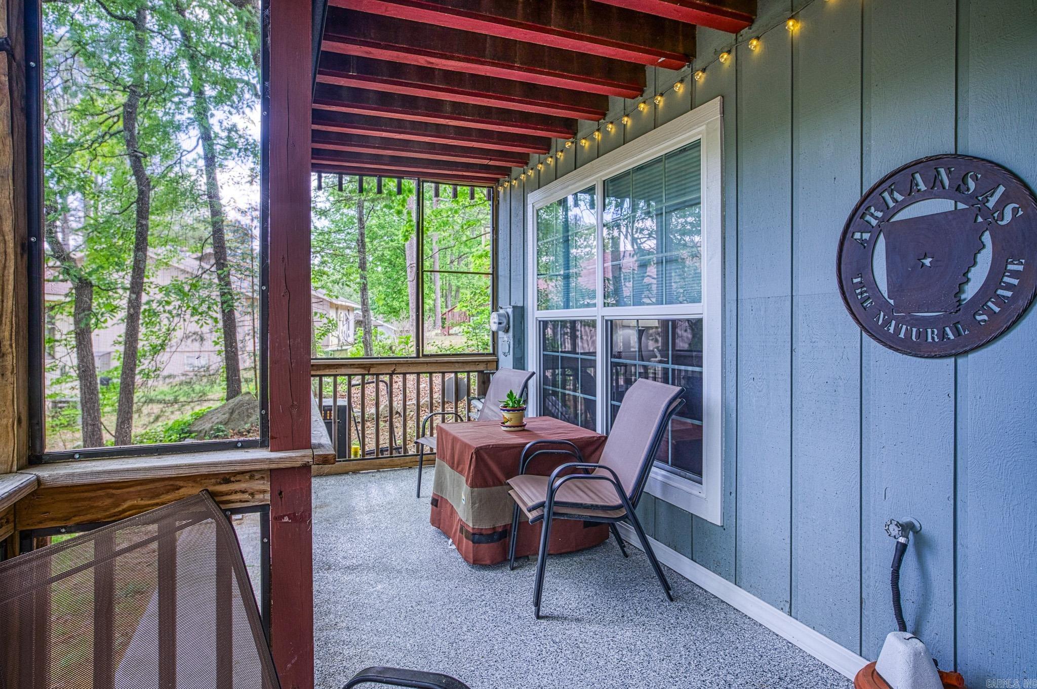 VALENCIA COURTS - Residential