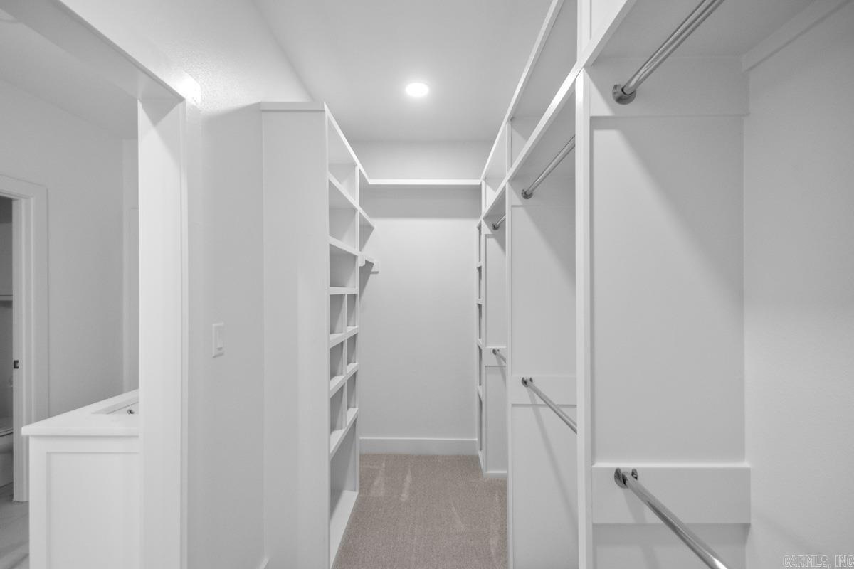 SILVER SPRINGS PH VIII - Residential