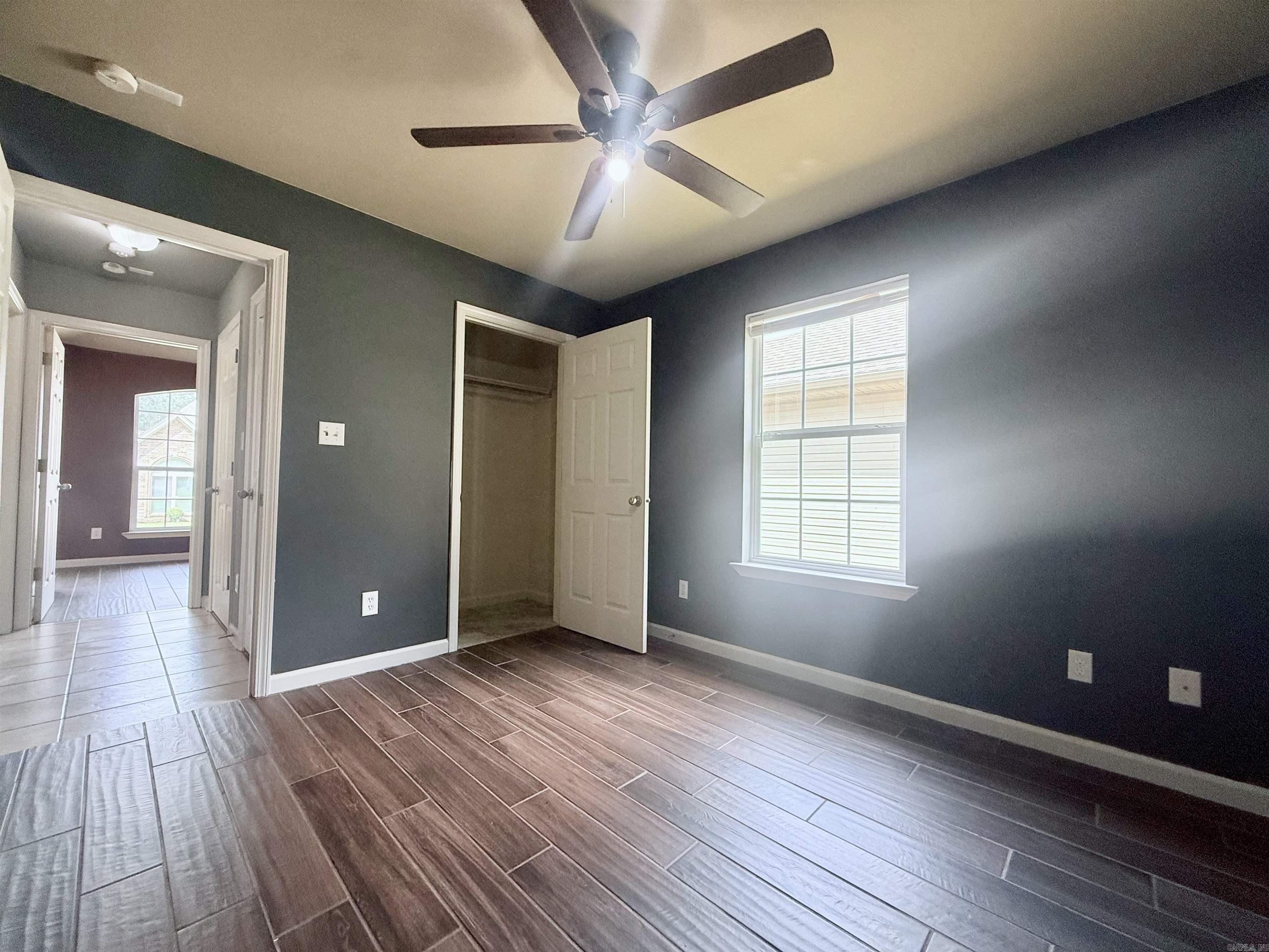 WISTERIA VINEYARD - Residential