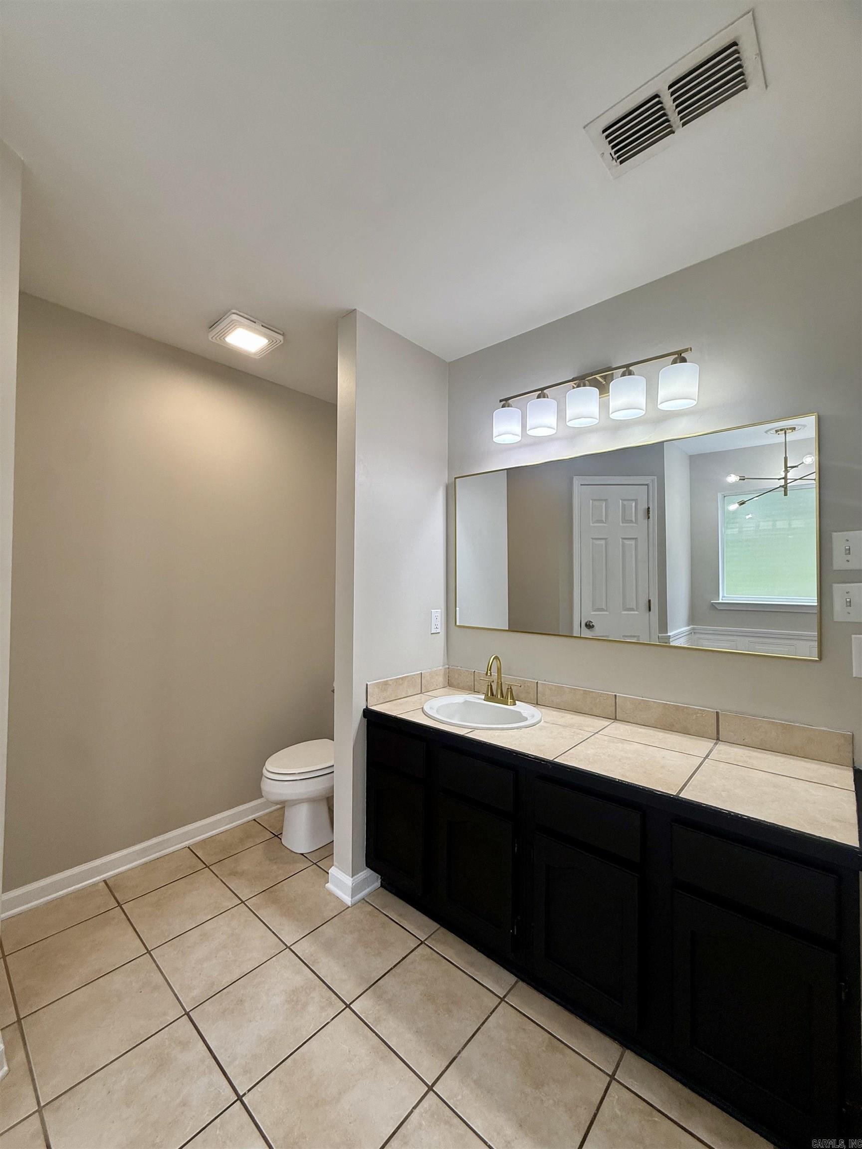 WISTERIA VINEYARD - Residential