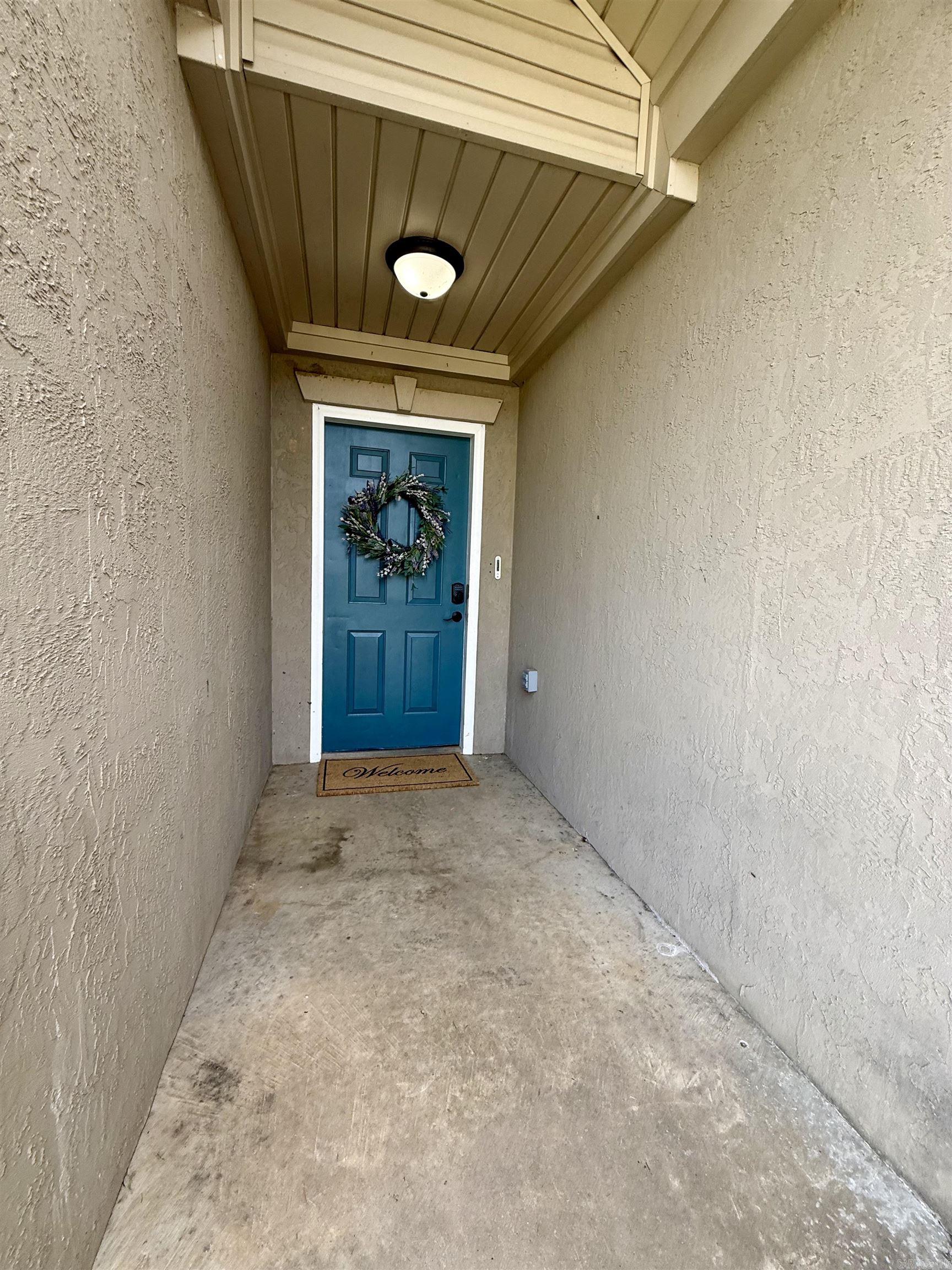 WISTERIA VINEYARD - Residential