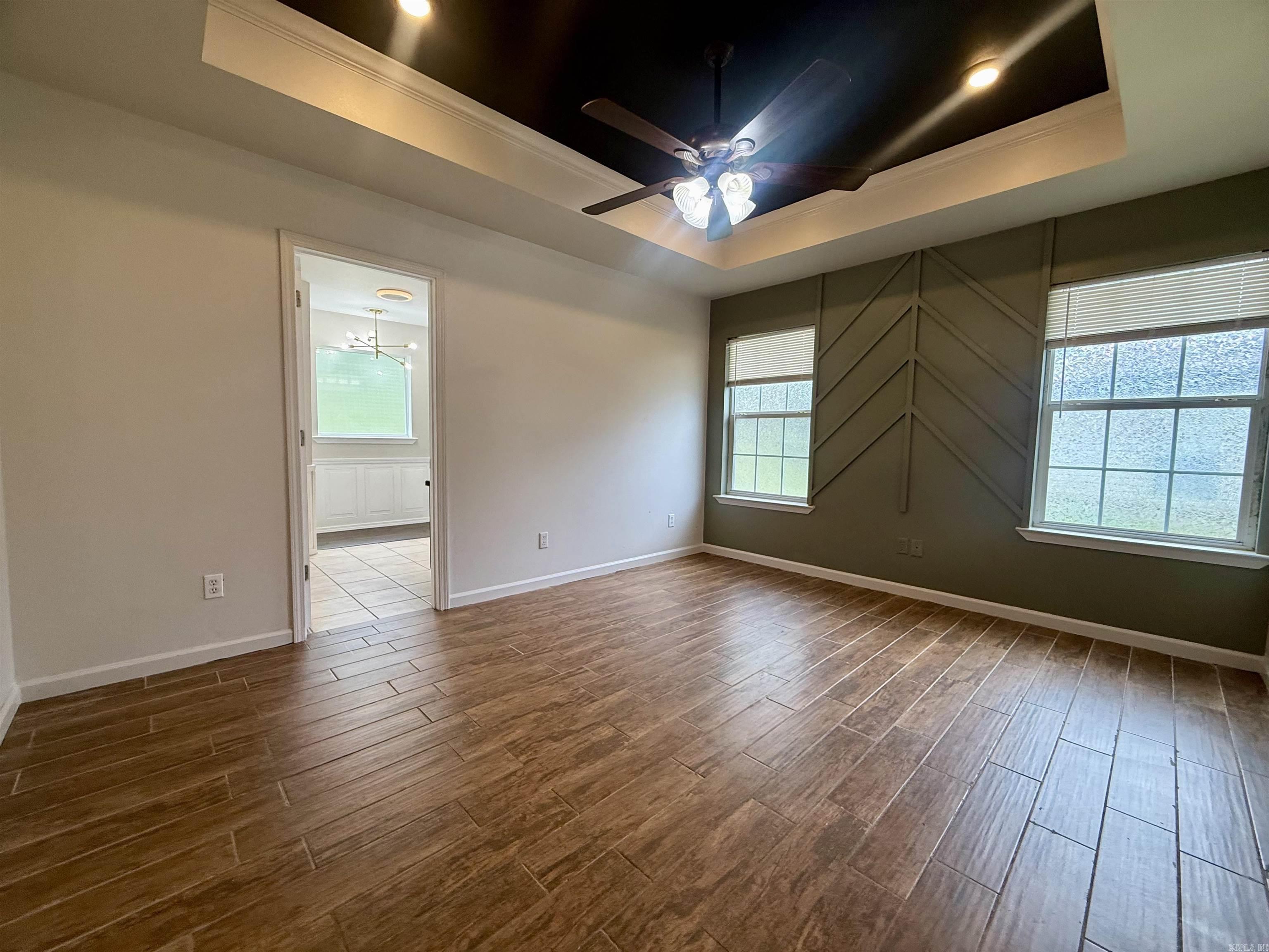 WISTERIA VINEYARD - Residential