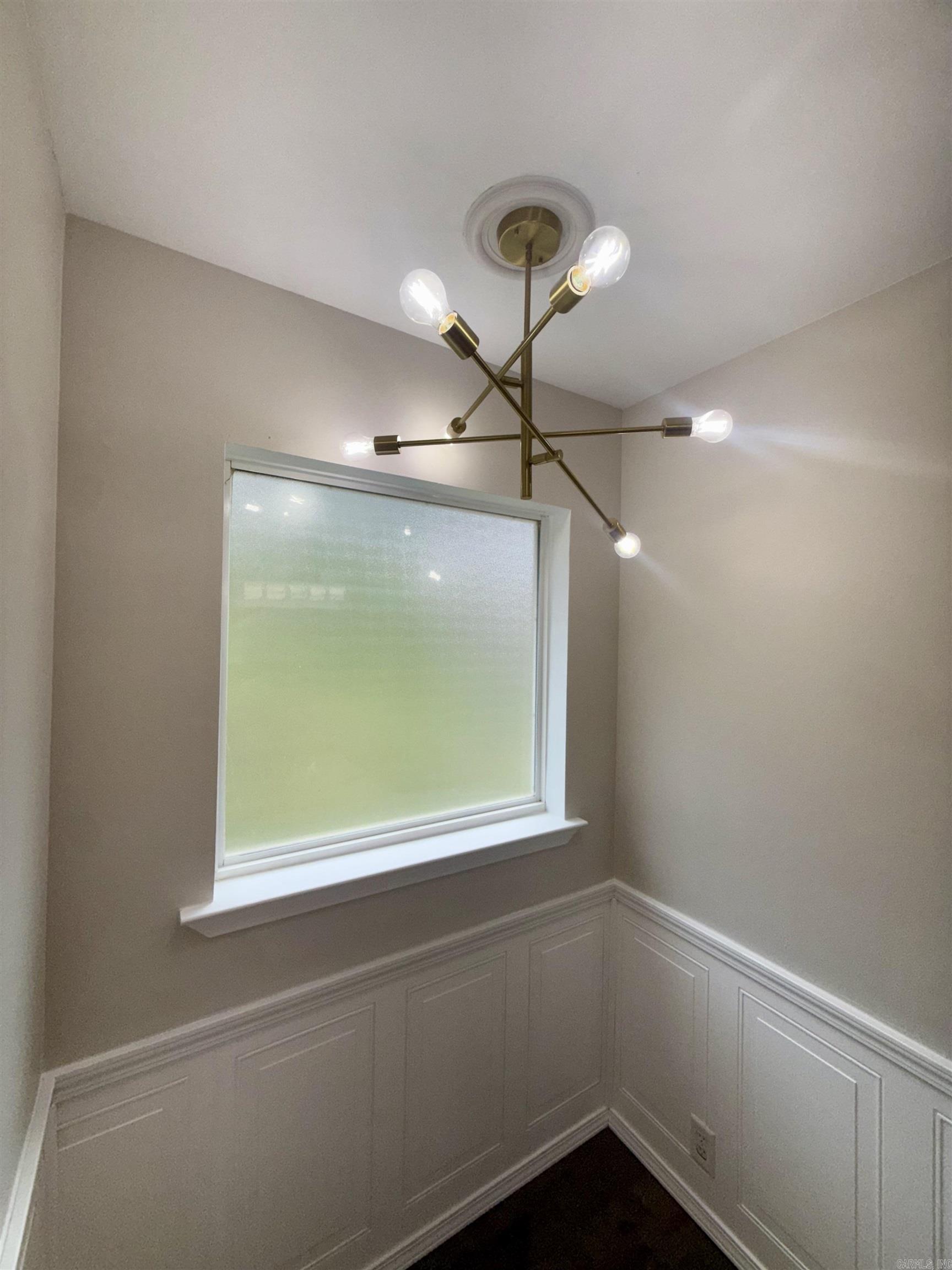 WISTERIA VINEYARD - Residential