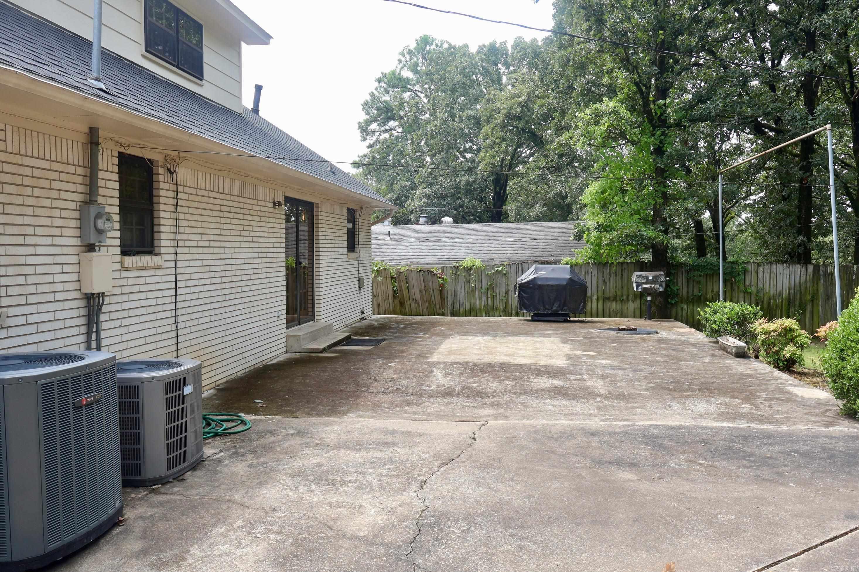 INDIAN HILLS - Residential