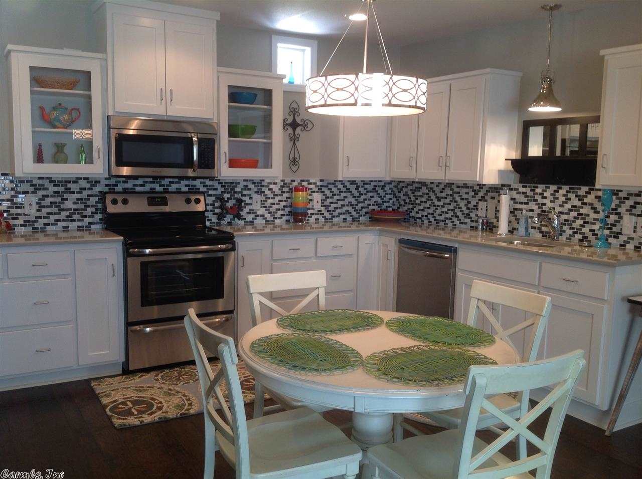 ANGEL CROSSING - Residential