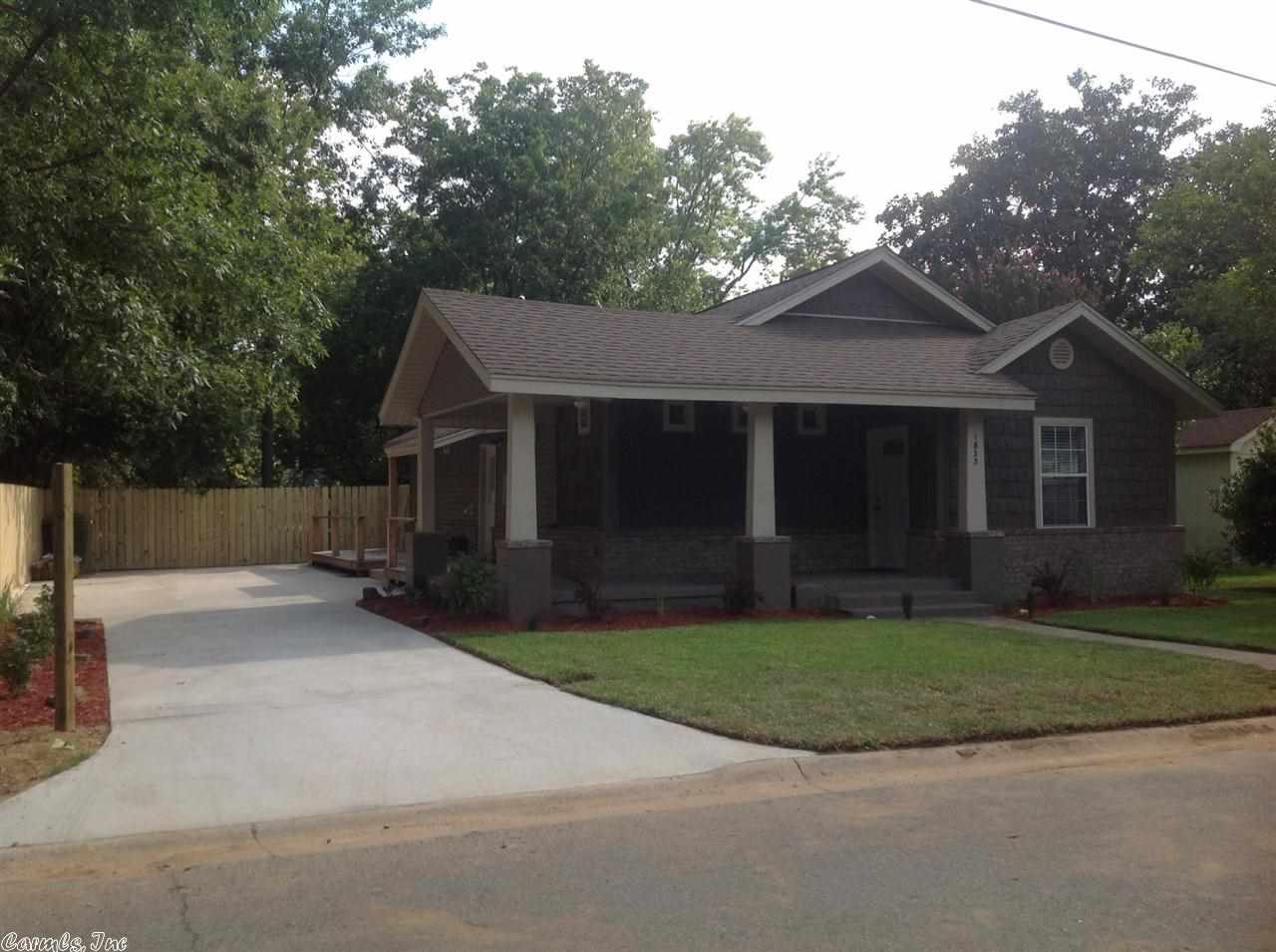 ANGEL CROSSING - Residential