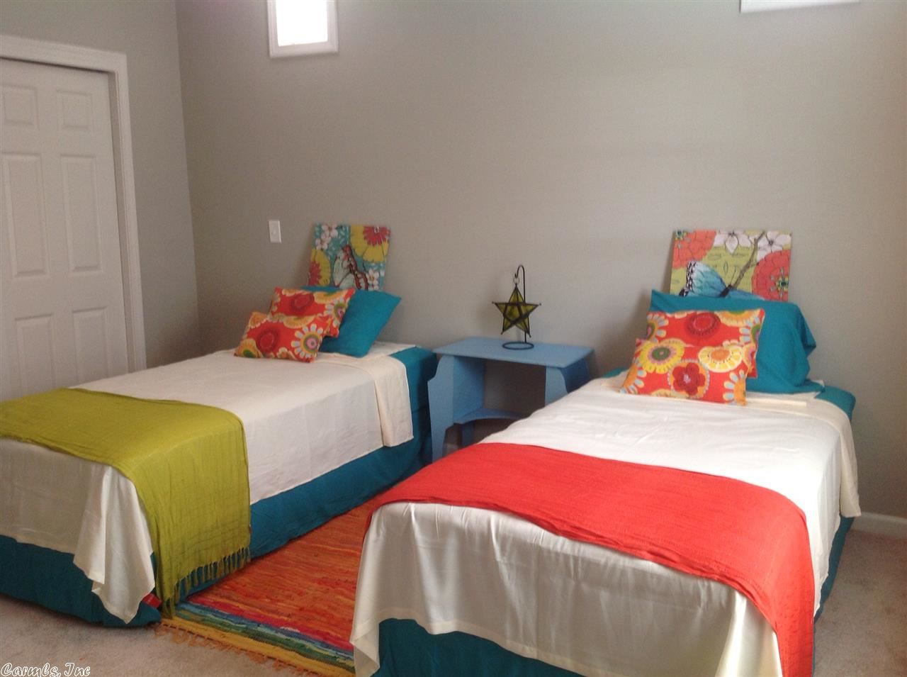 ANGEL CROSSING - Residential