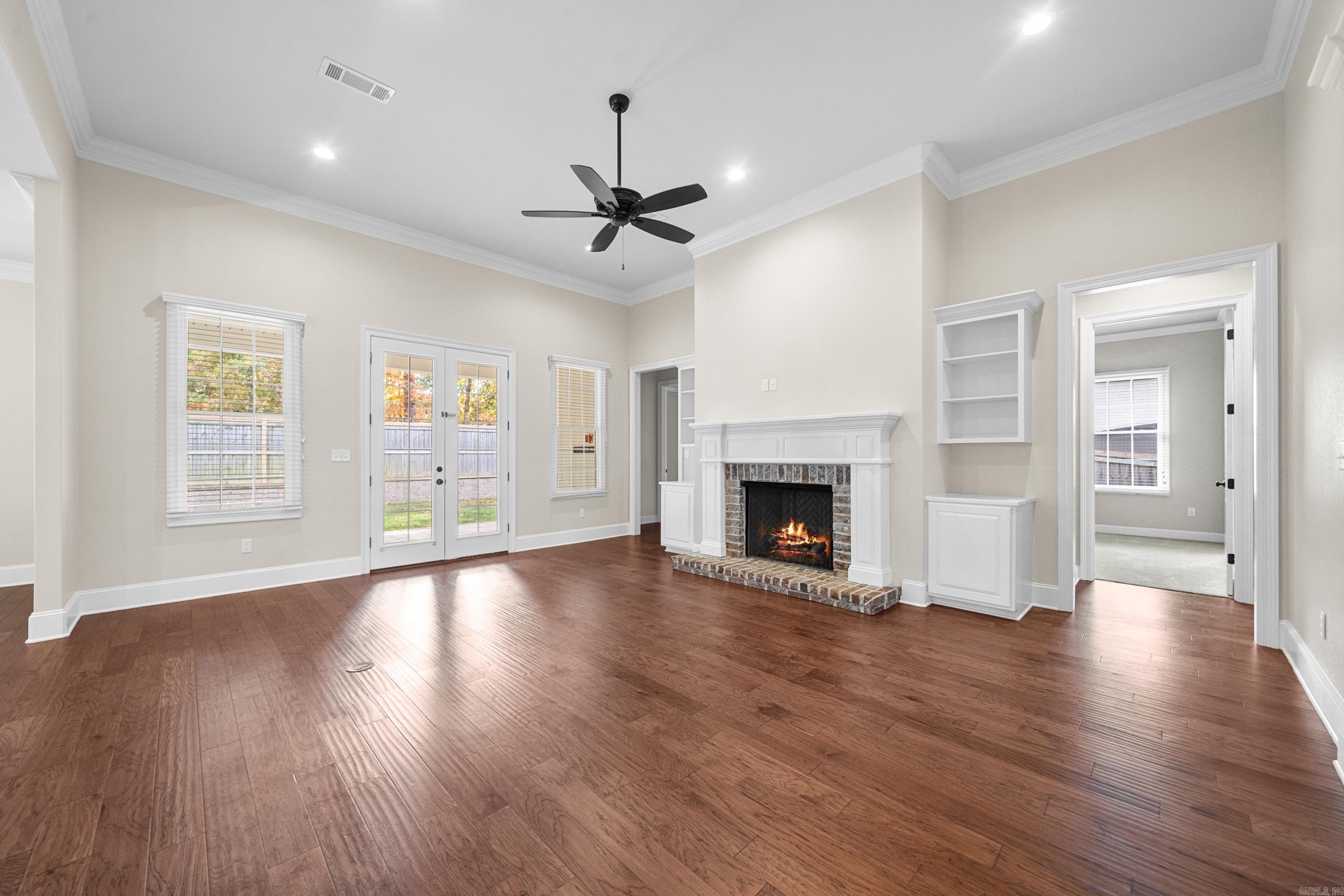 Red Oak Ridge - Residential