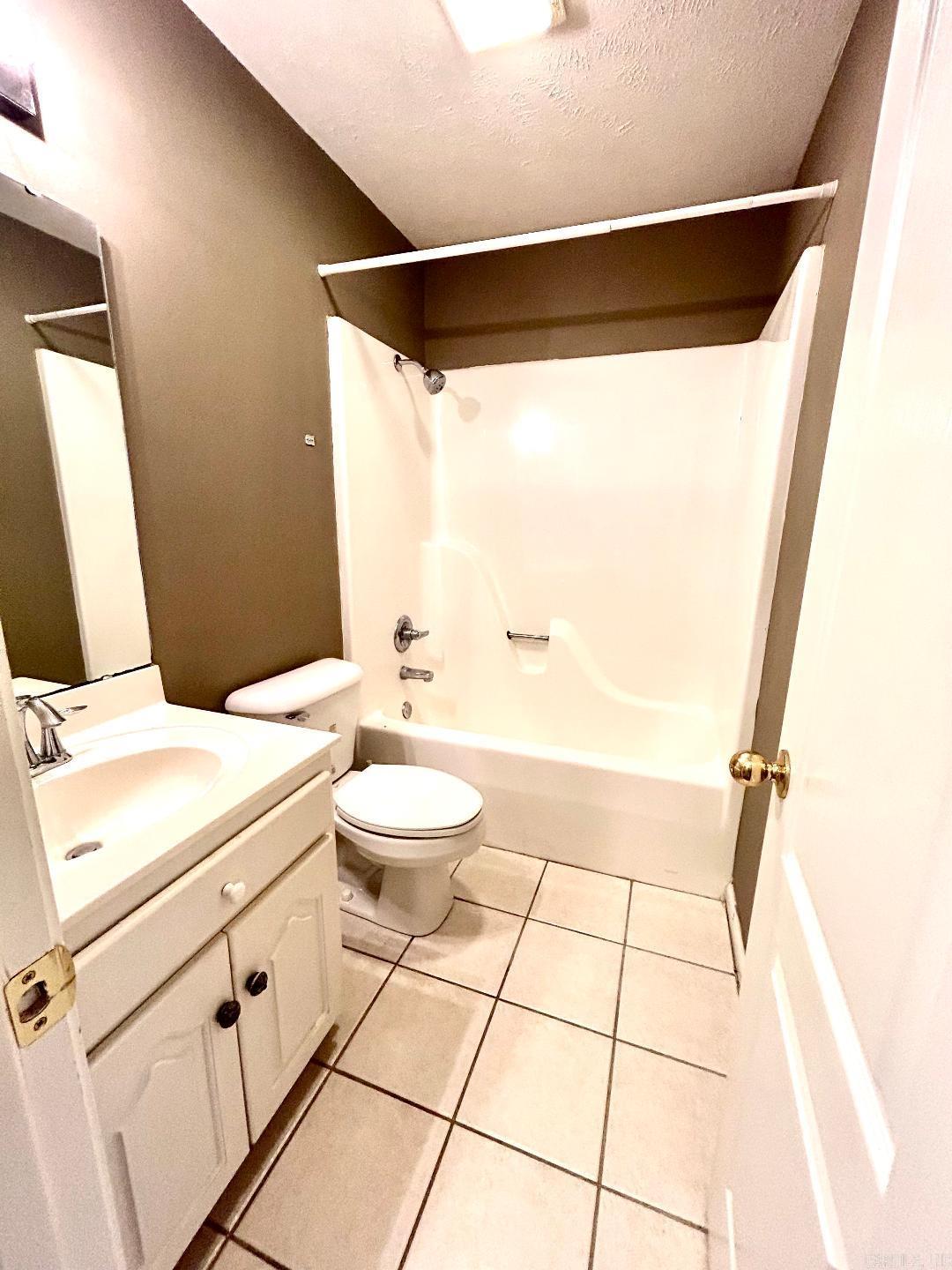 SMITHFIELD - Residential