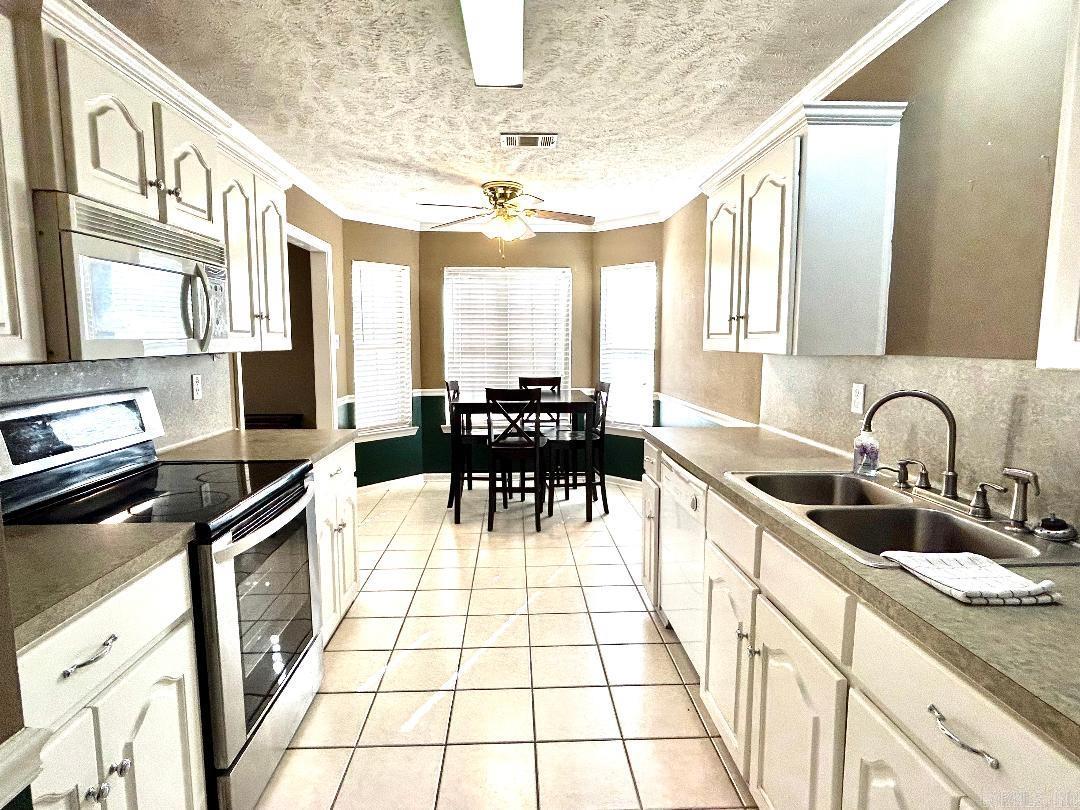 SMITHFIELD - Residential