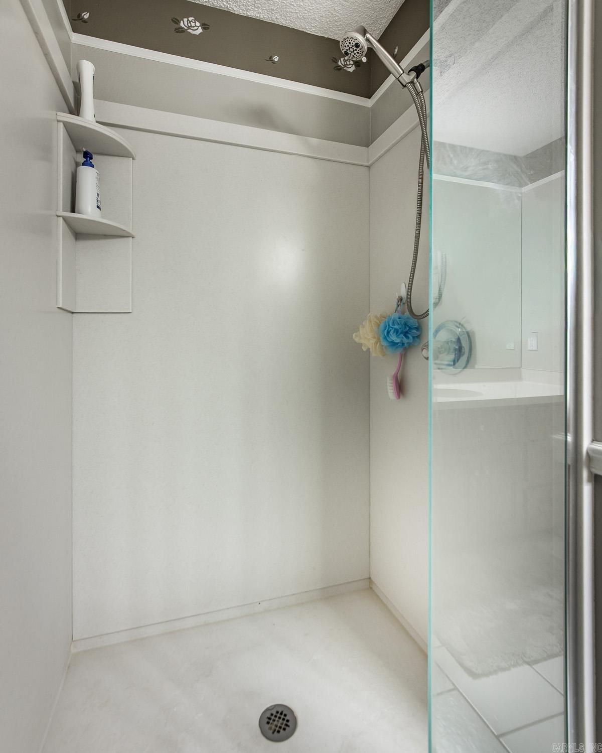 PONCE DE LEON - Residential