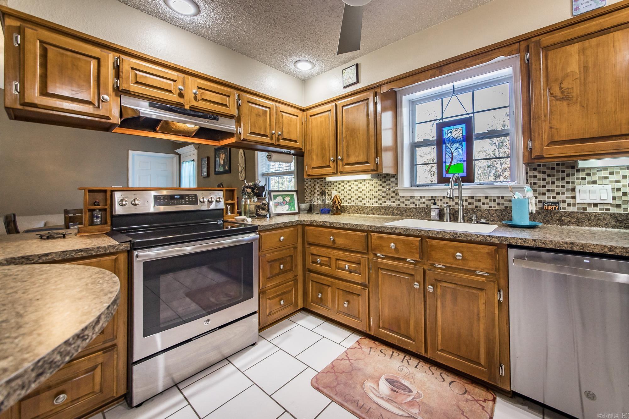 PONCE DE LEON - Residential