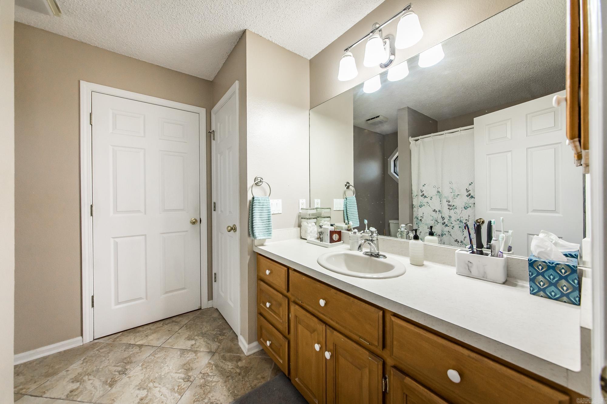 PONCE DE LEON - Residential