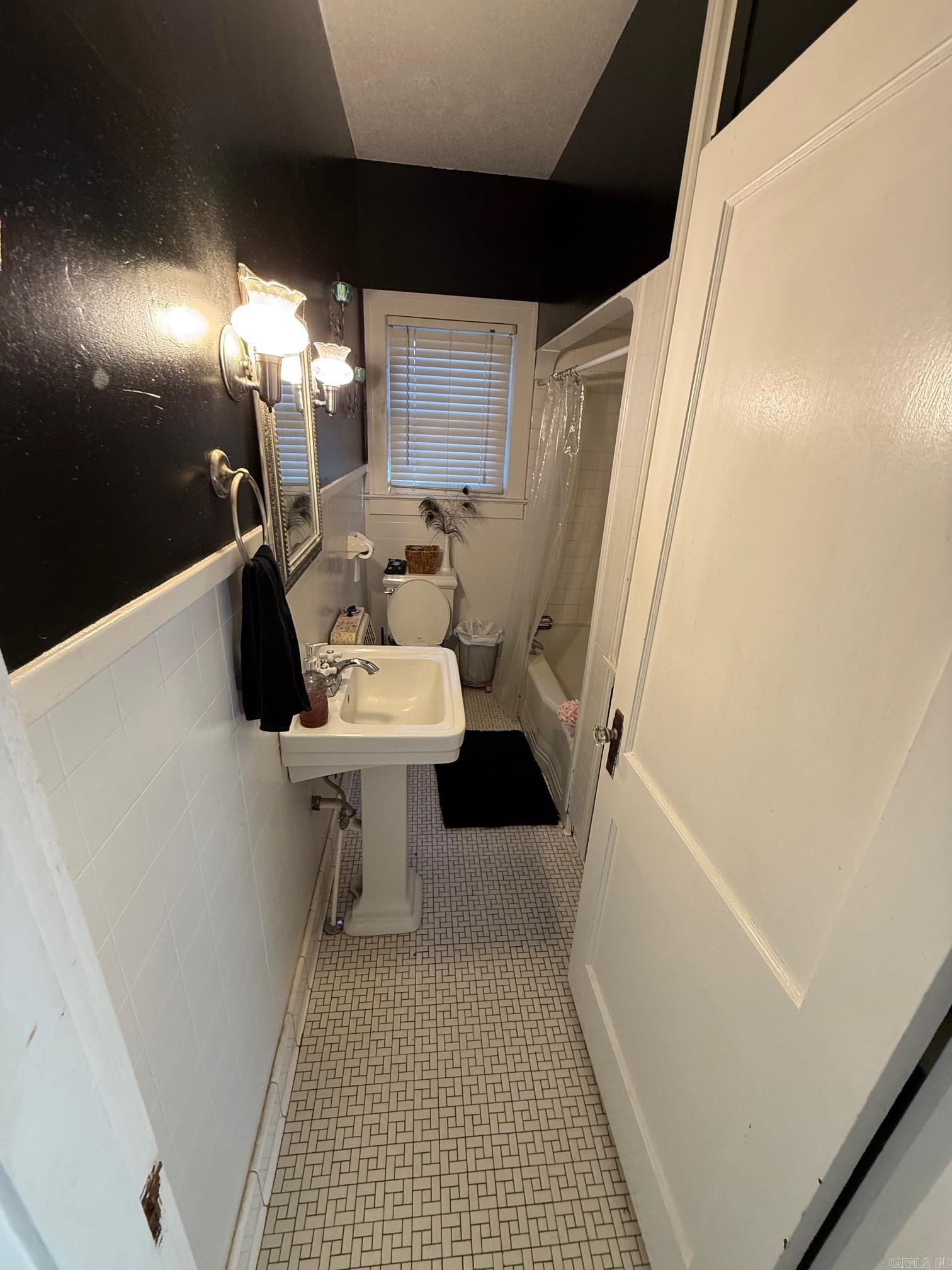 OT ENGLAND CITY - Residential