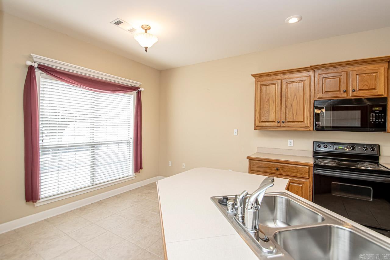 SUNSET MEADOWS - Residential