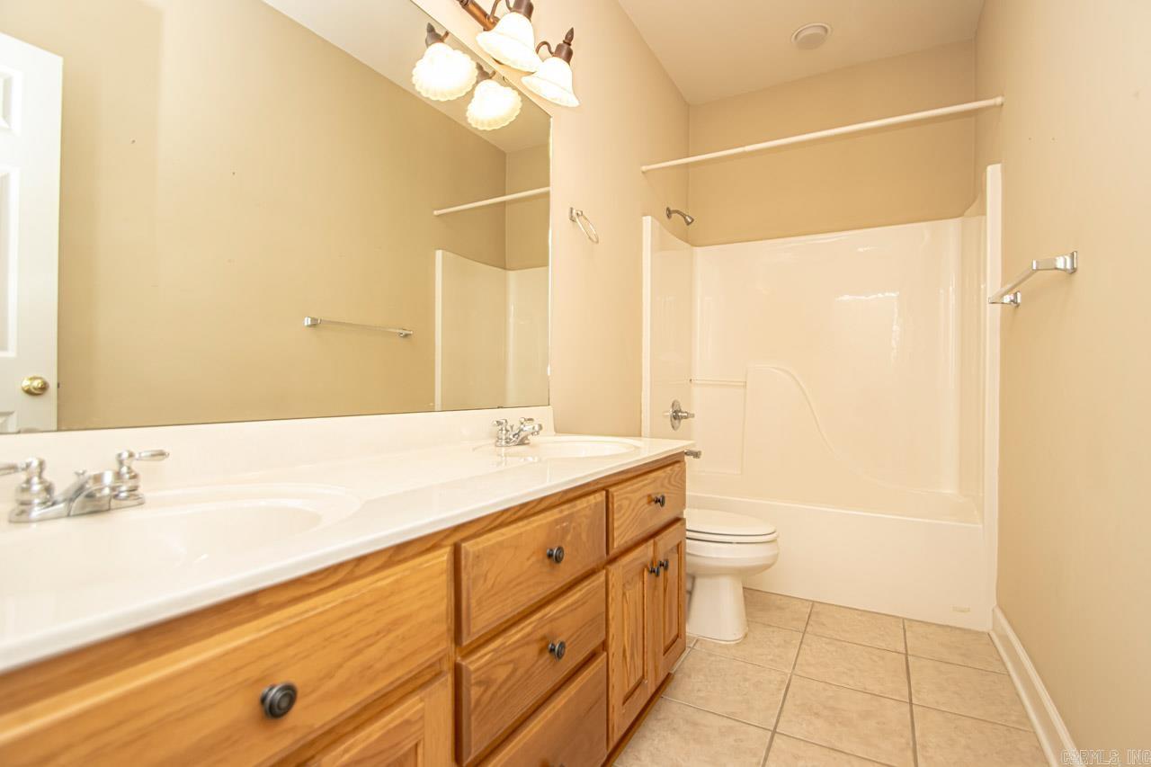 SUNSET MEADOWS - Residential