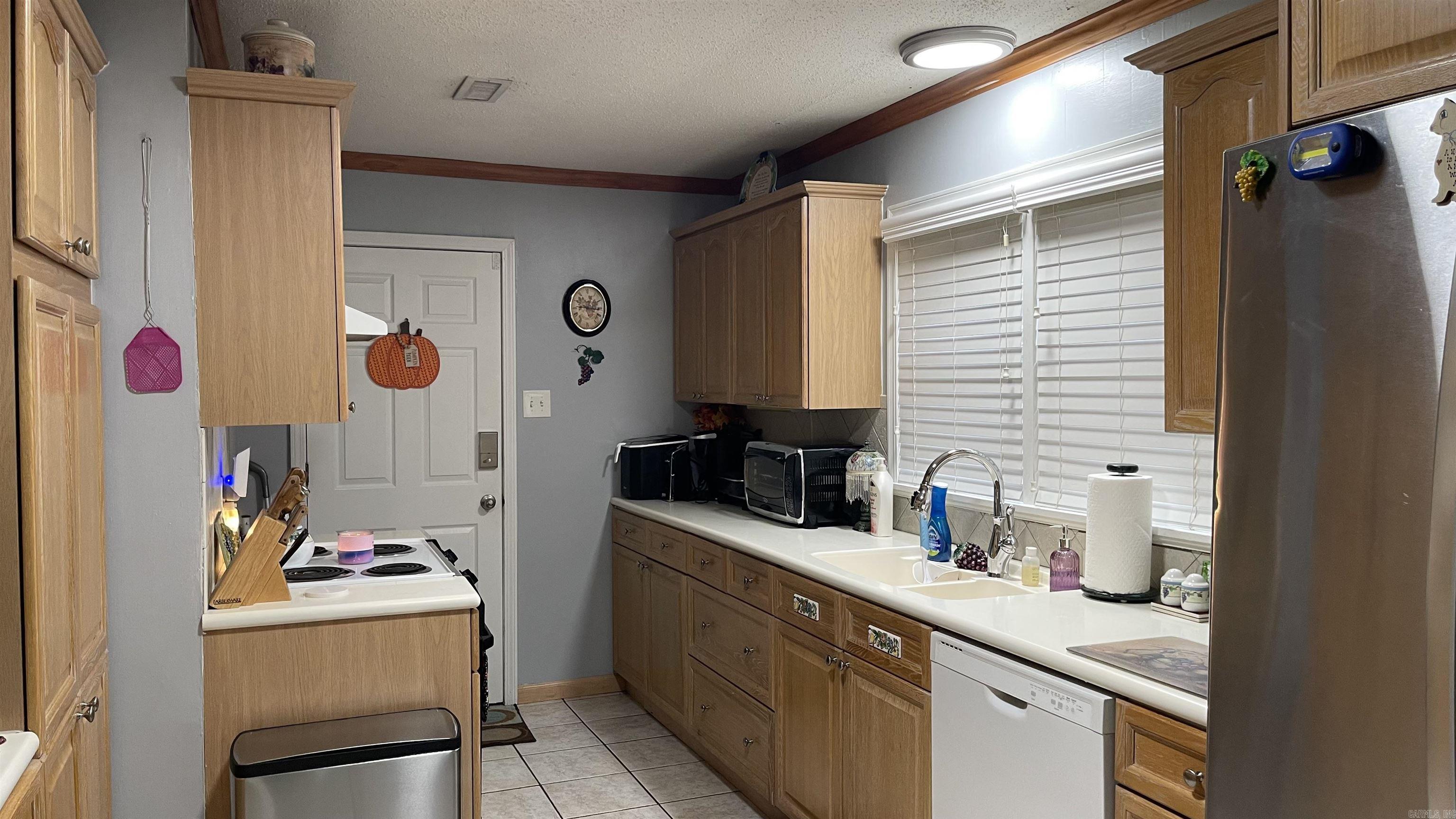 FOREST HILLS - Residential