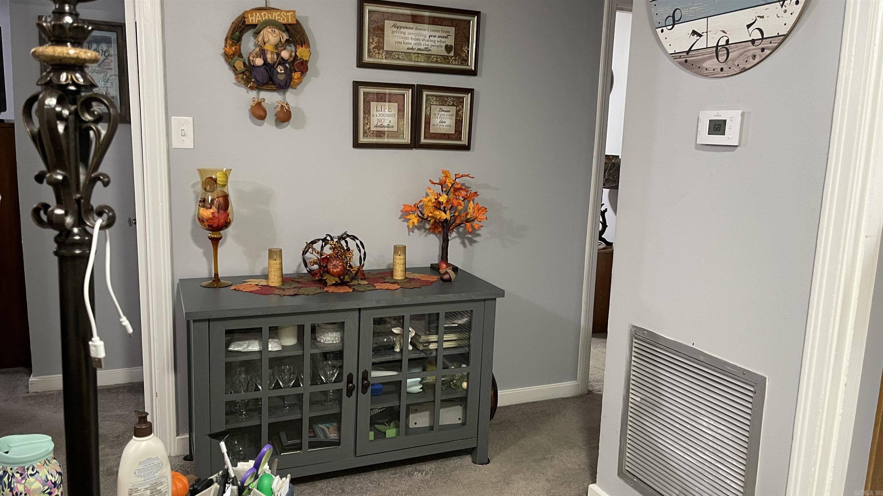 FOREST HILLS - Residential