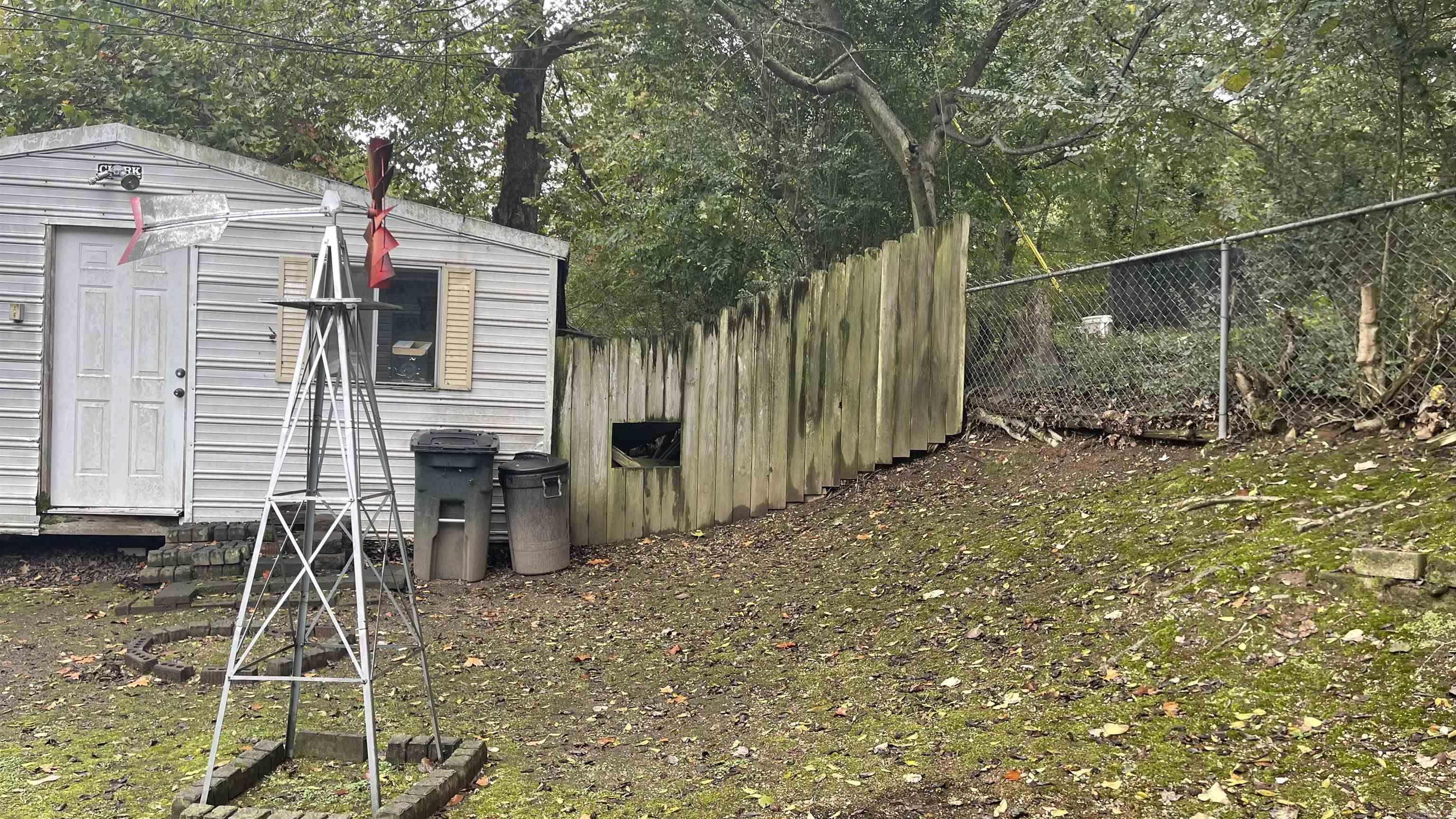 FOREST HILLS - Residential