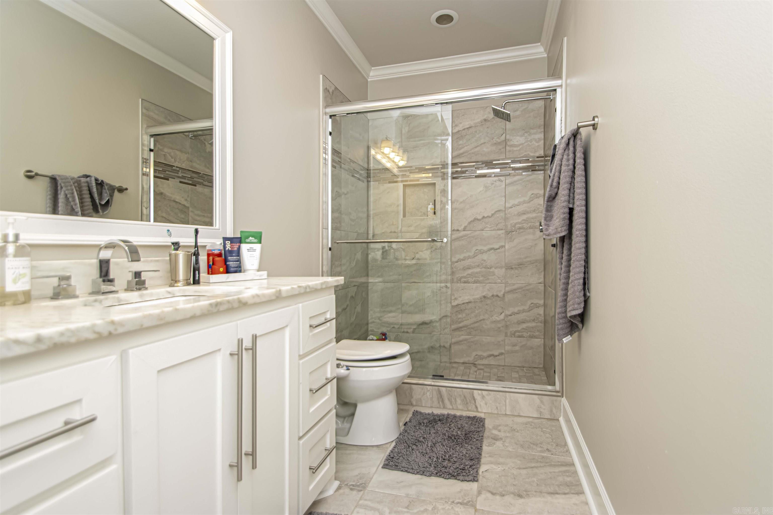 CHENAL VALLEY "ACCADIA COURT" - Residential