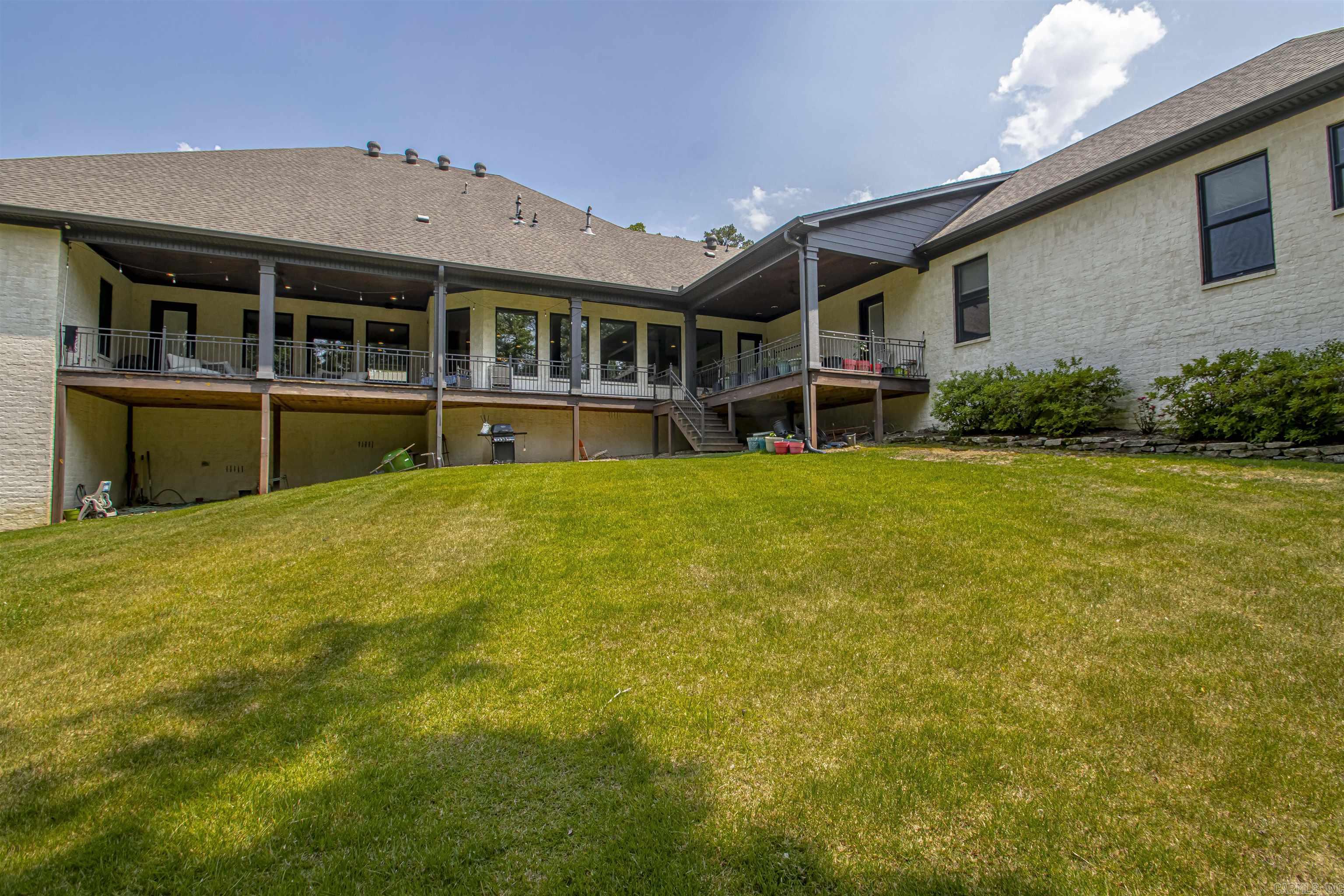 CHENAL VALLEY "ACCADIA COURT" - Residential