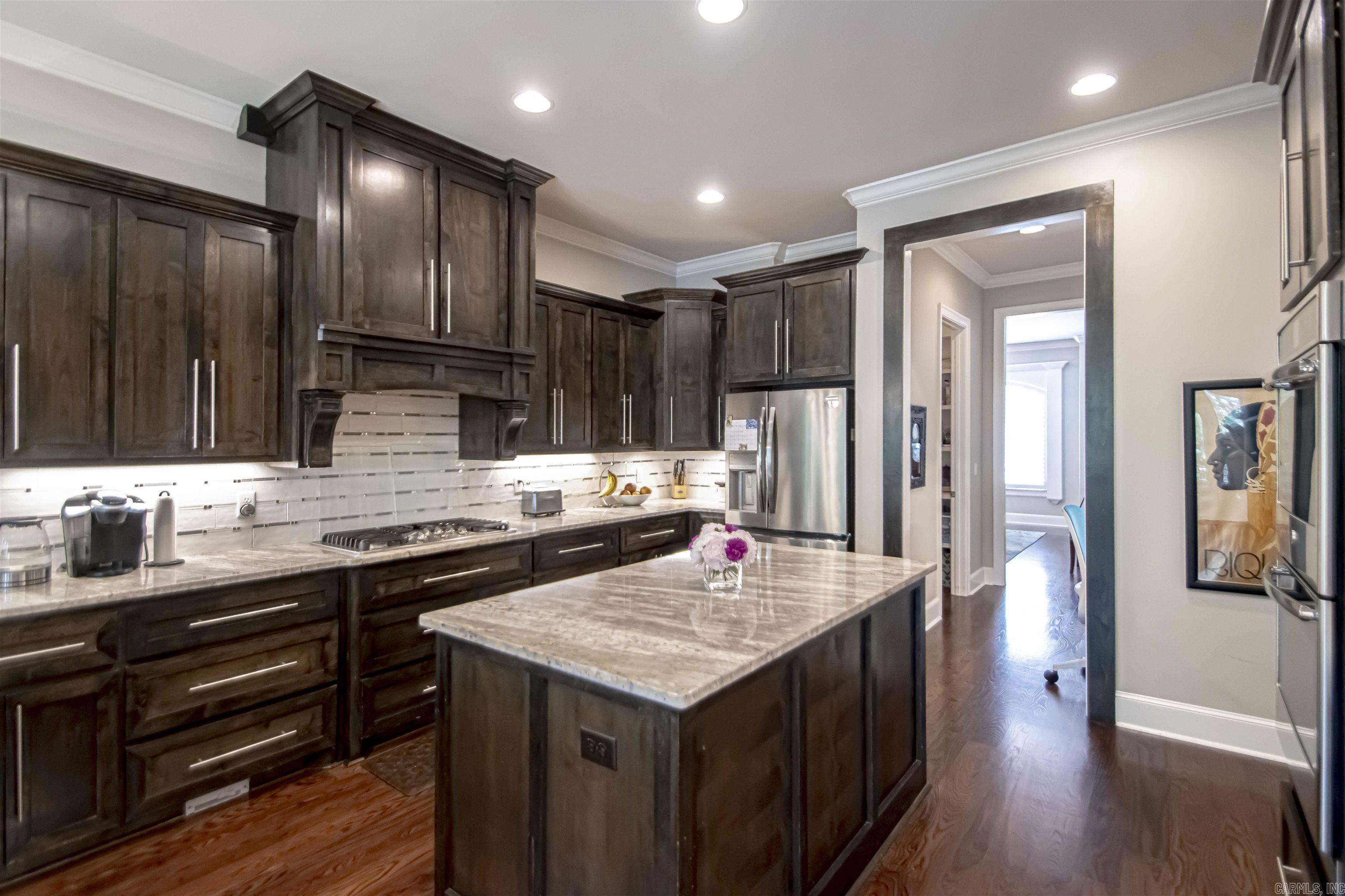 CHENAL VALLEY "ACCADIA COURT" - Residential