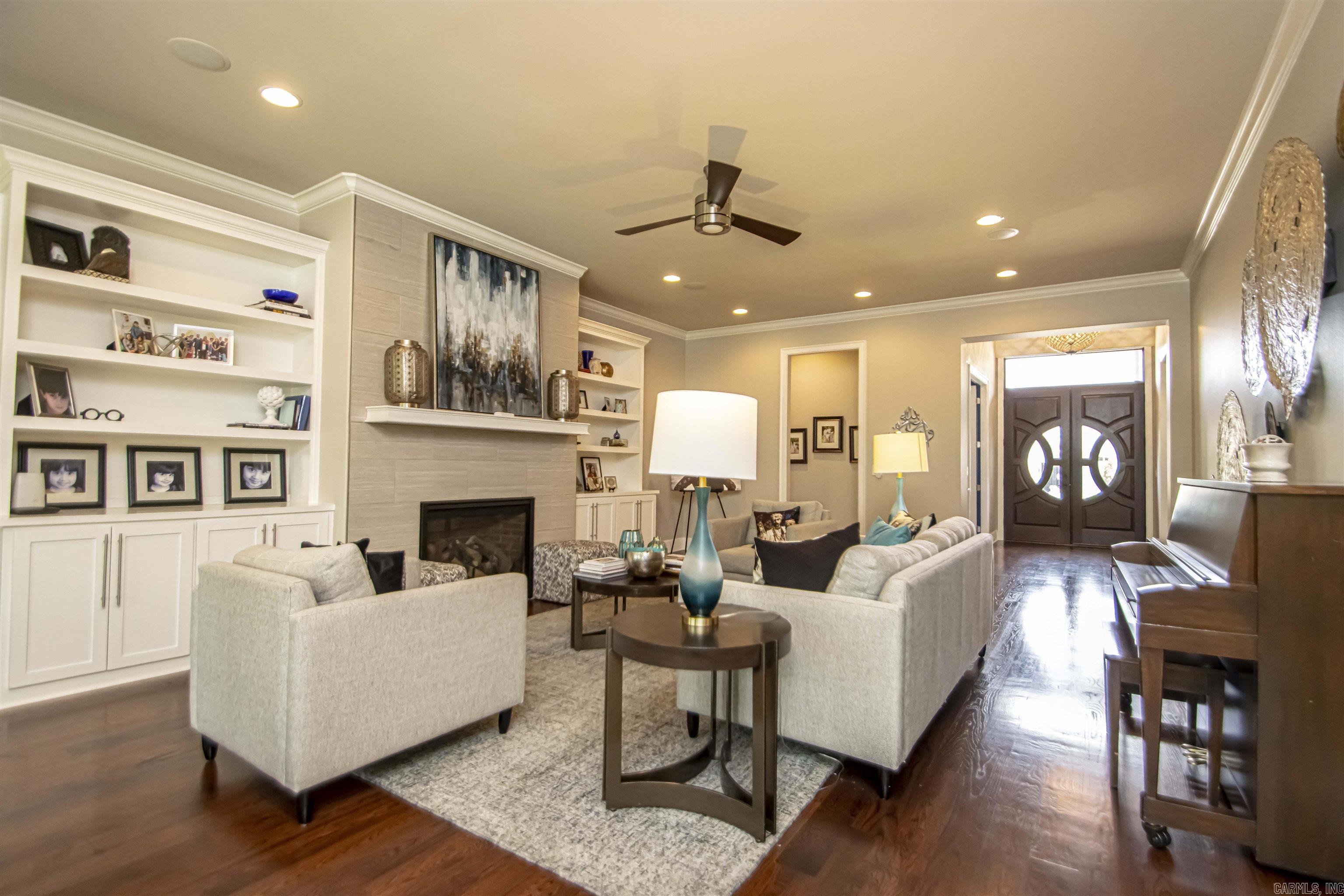 CHENAL VALLEY "ACCADIA COURT" - Residential