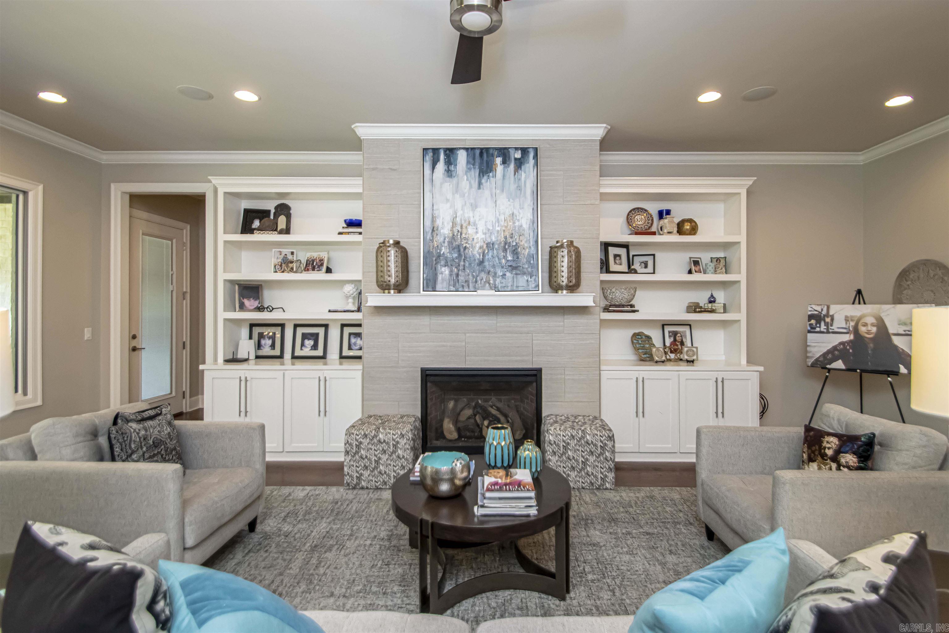 CHENAL VALLEY "ACCADIA COURT" - Residential