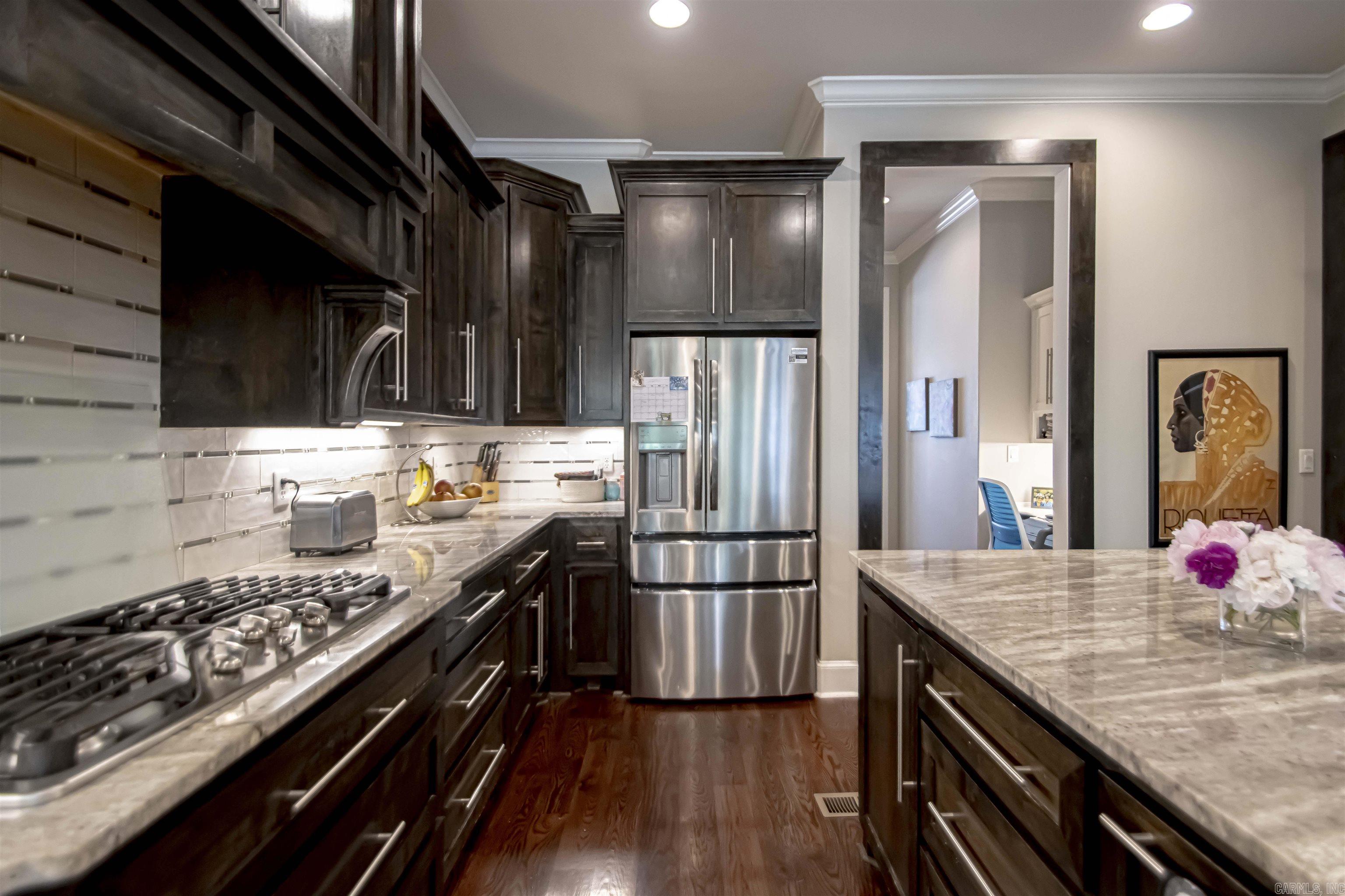 CHENAL VALLEY "ACCADIA COURT" - Residential