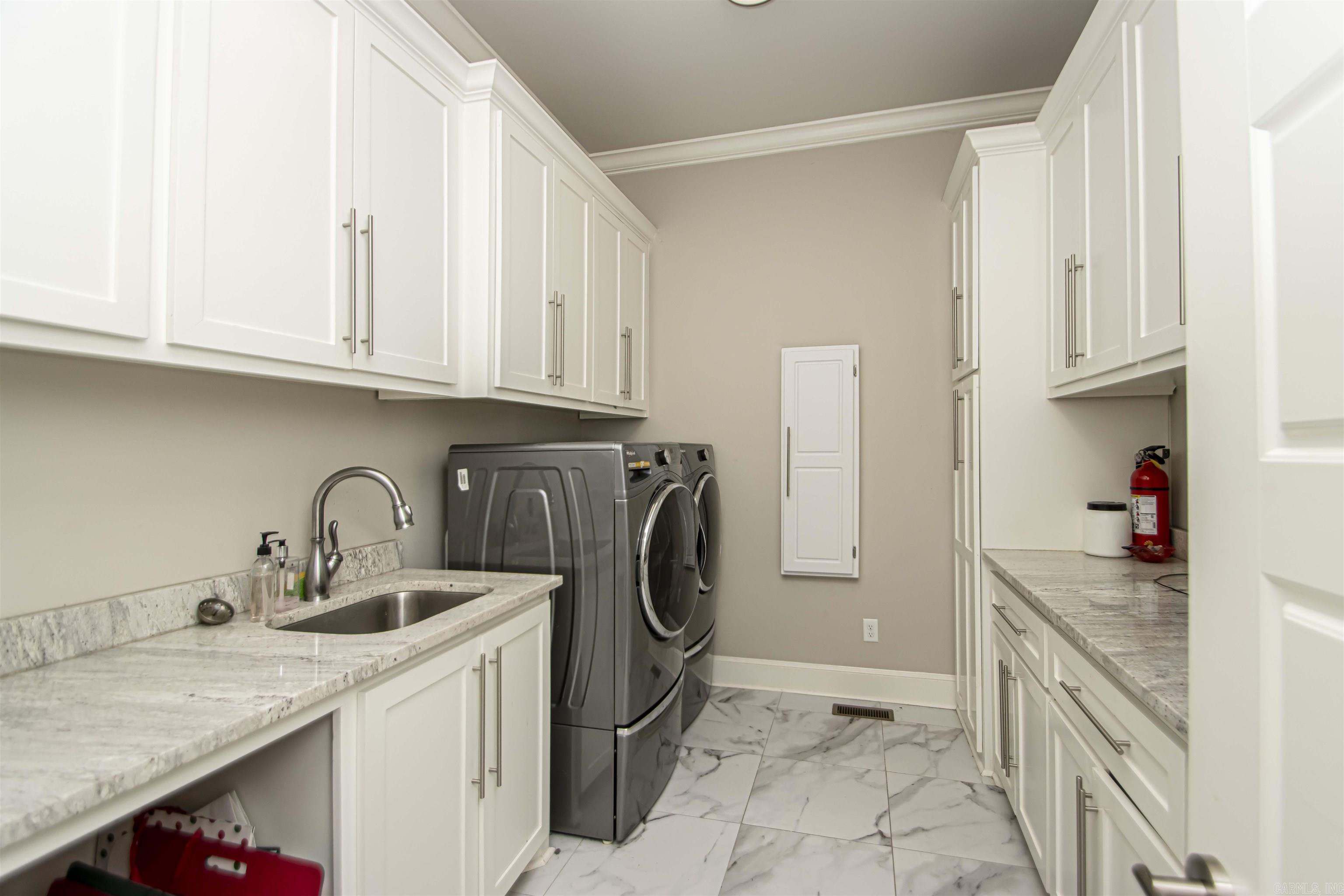 CHENAL VALLEY "ACCADIA COURT" - Residential