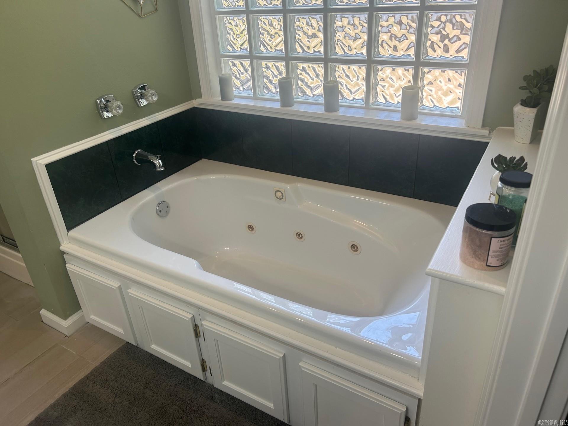 CHERRY CREEK ADDN - Residential