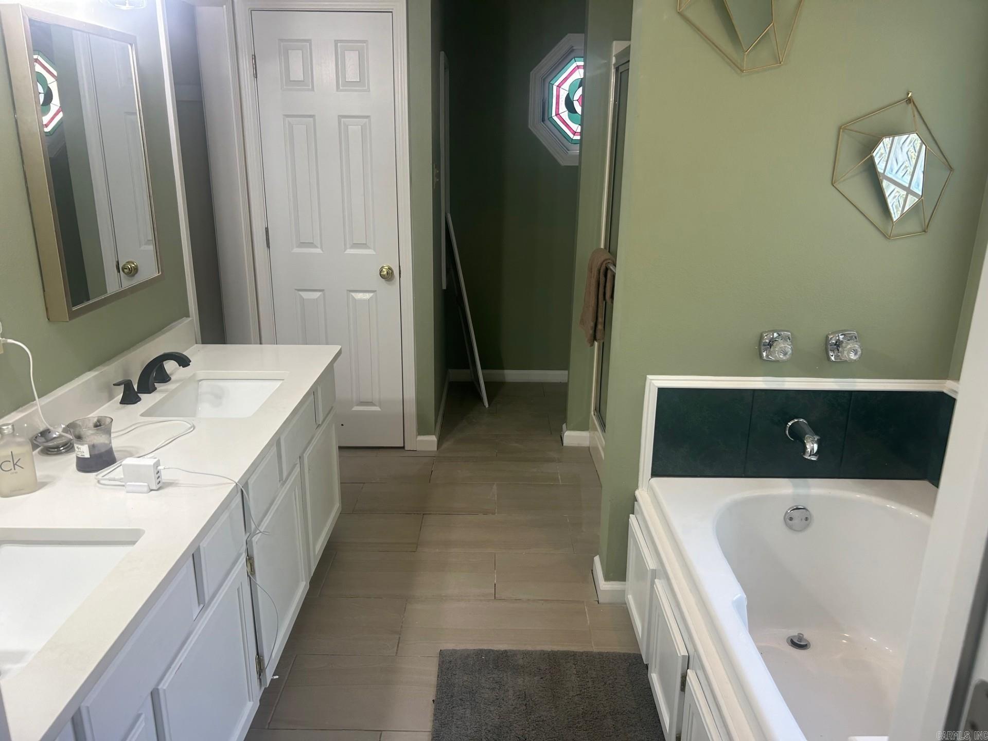 CHERRY CREEK ADDN - Residential