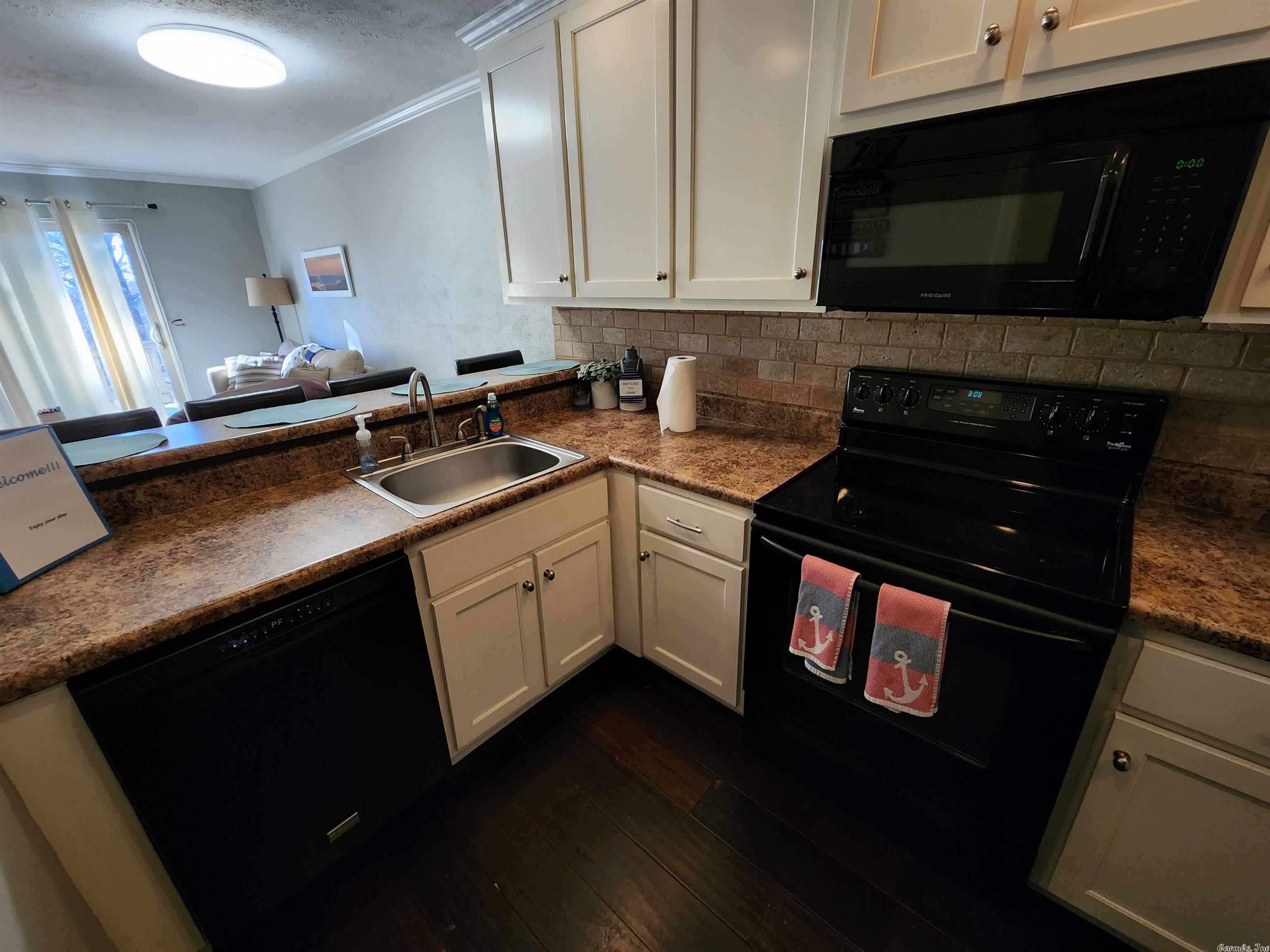 Chelesa Glade - Residential