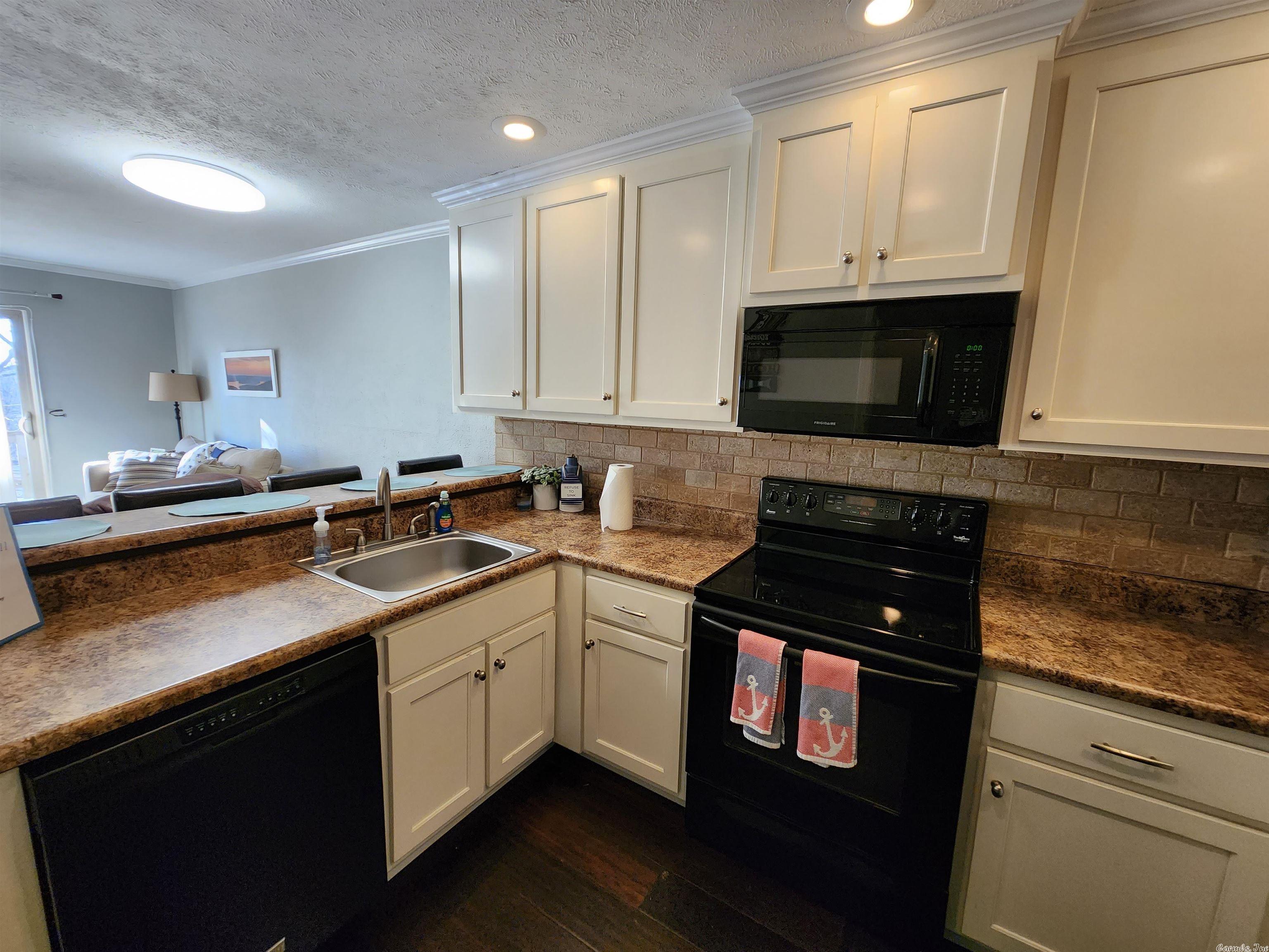 Chelesa Glade - Residential