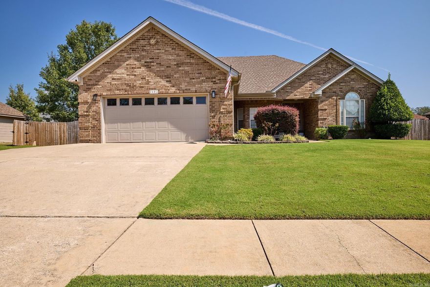 Come see a well-kept, move-in ready home in the Coldwater Creek subdivision! This home features 3 spacious bedrooms, 2 full baths, and ~1,828 sq ft under roof. Built in 2007, with a popular split floorplan that gives privacy between the primary suite and secondary bedrooms.  Cozy up in the family room with a gas-starter fireplace. Hardwood / tile / laminate (mix of durable flooring) throughout makes maintenance easy.  You’ll love outdoor living here: the lot is just under ¼ acre, fully fenced, covered patio that’s perfect for entertaining or relaxing.   Excellent schools in the Benton School District. Low traffic, level lot, and a desirable neighborhood with community amenities and reasonable HOA fees.