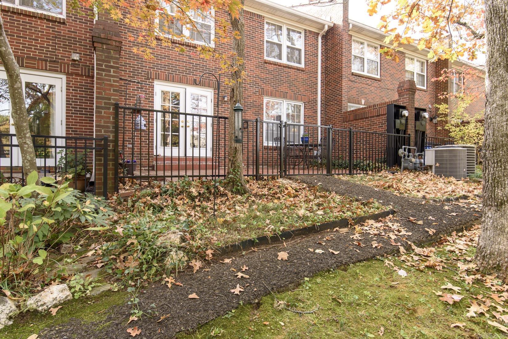 CAMBRIDGE PLACE HPR - Residential