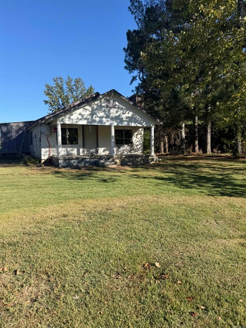 Photo of 3174 E HWY 92, Bee Branch, AR 72013 (MLS # 26042132)