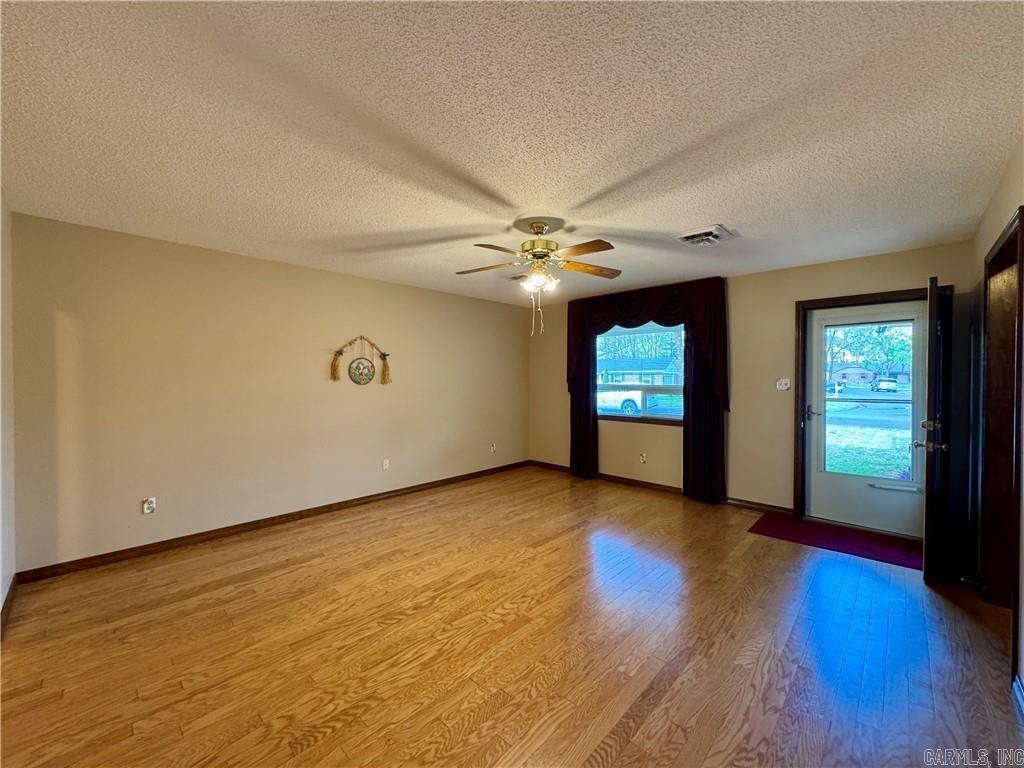 UNIVERSITY ESTATES - Residential