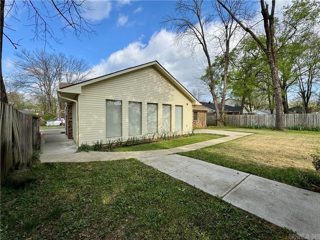 UNIVERSITY ESTATES - Residential