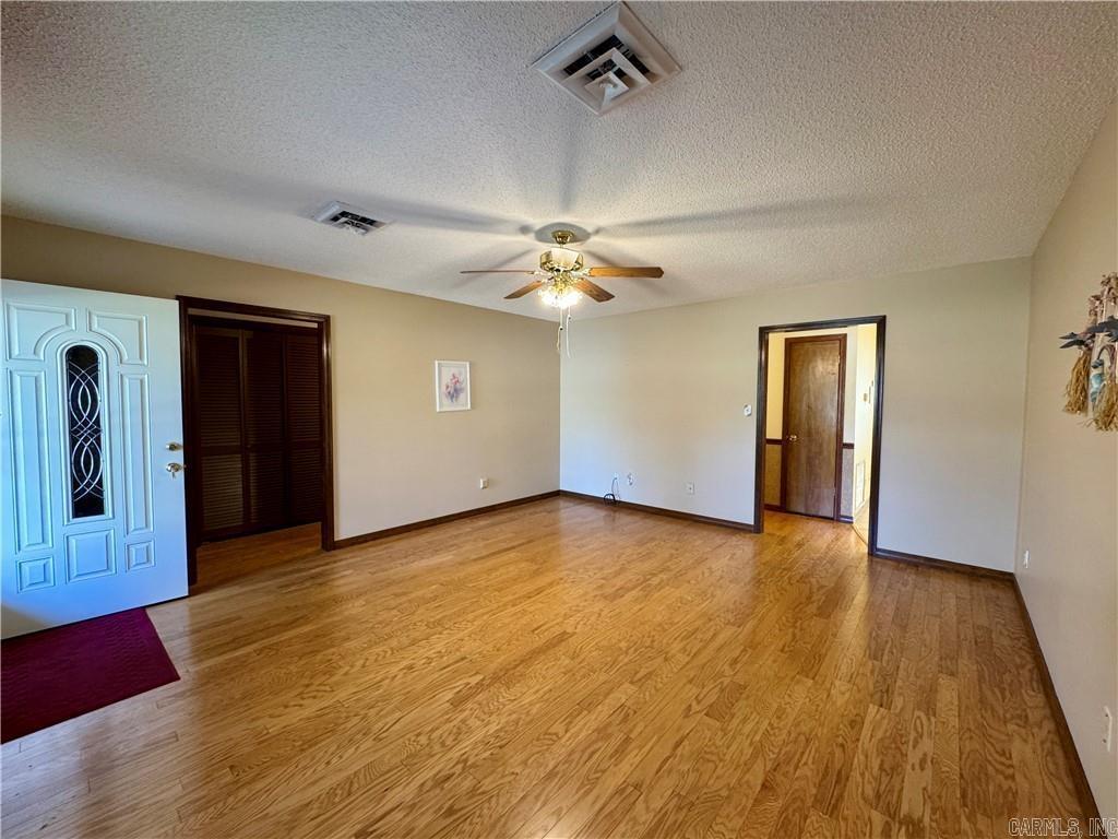 UNIVERSITY ESTATES - Residential