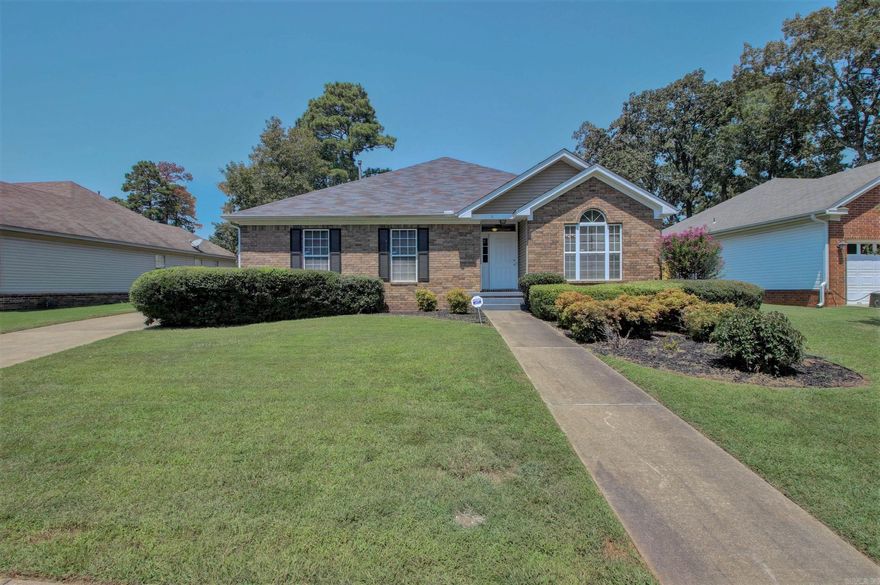 Lovely Home in the Otter Creek Community! This 3 bedroom, 2 bath home is move in ready! Home offers a large eat-in kitchen with breakfast nook, separate dining room, vaulted ceilings, gas fireplace and 2 car garage! Master bedroom features walk-in closets, a large bathroom with a double vanity, walk-in shower and tub. Home features beautiful laminate flooring, fresh paint and new carpet throughout! Out back features a covered patio. Come see!