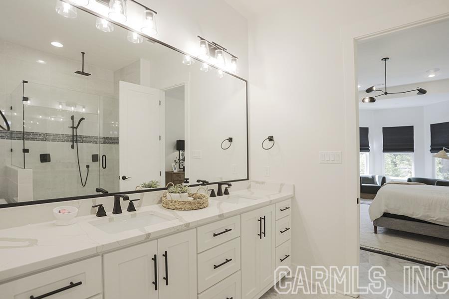 CAMMACK WOODS - Residential