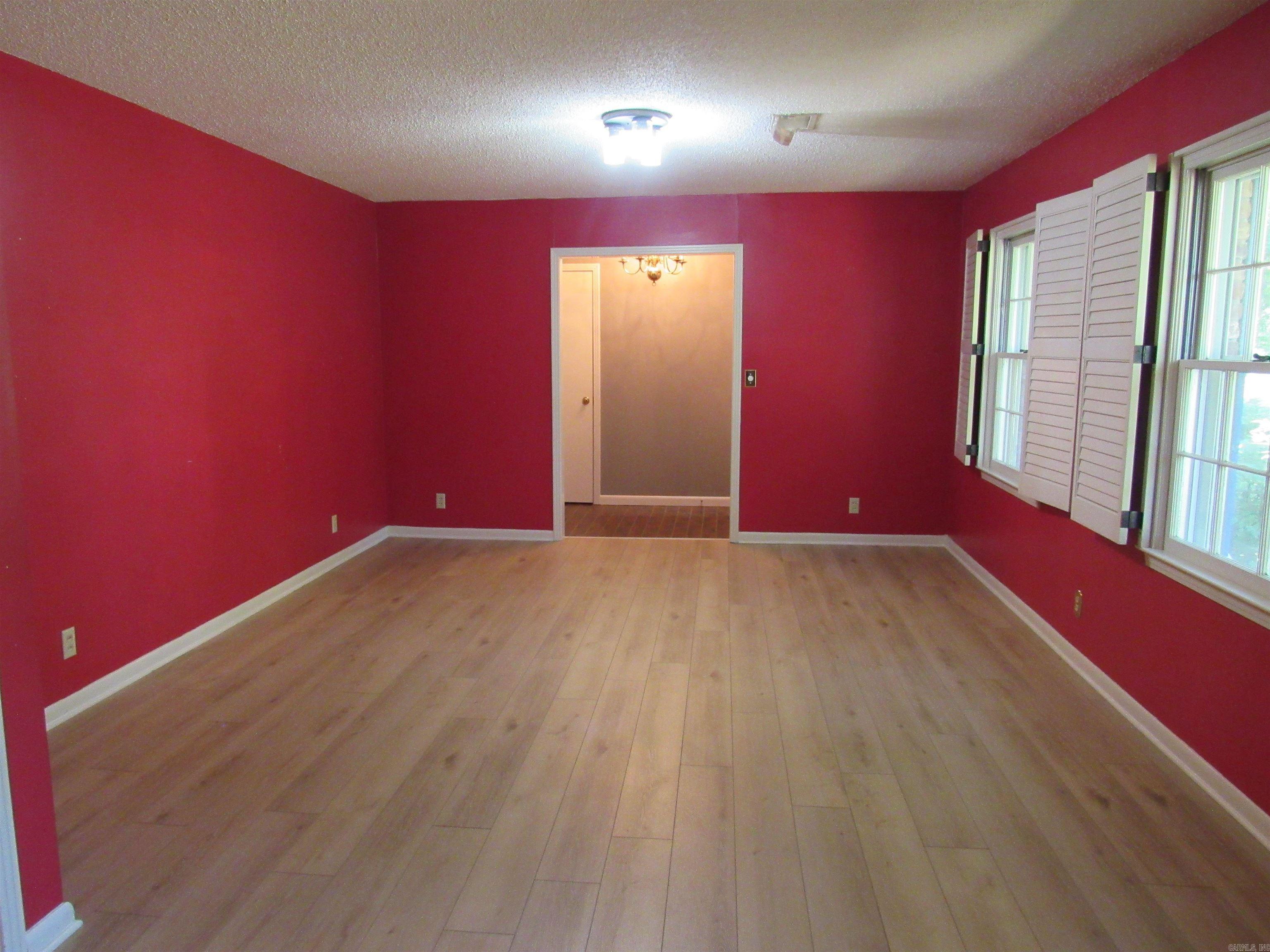 DEERWOOD ADD - Residential