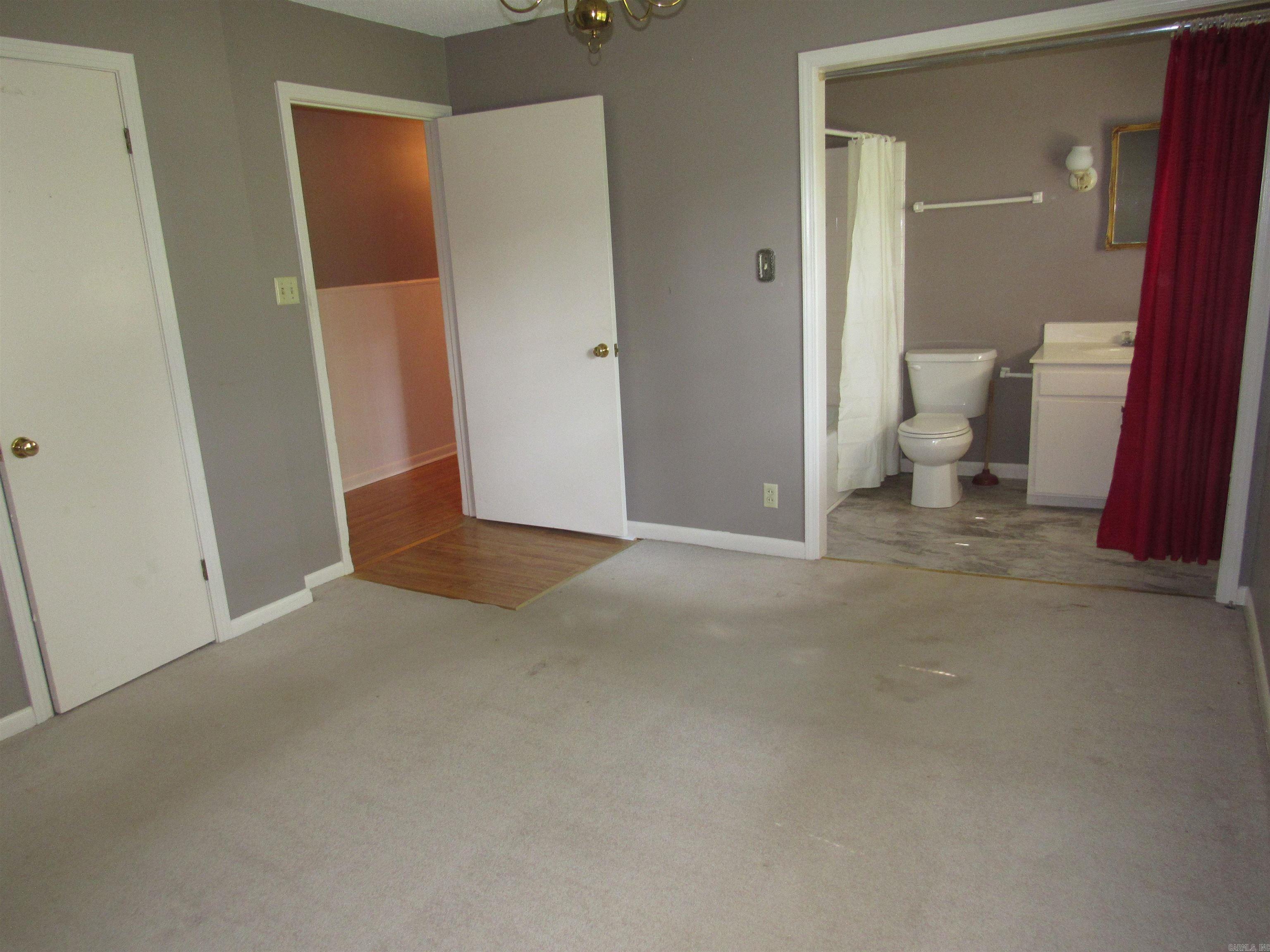 DEERWOOD ADD - Residential