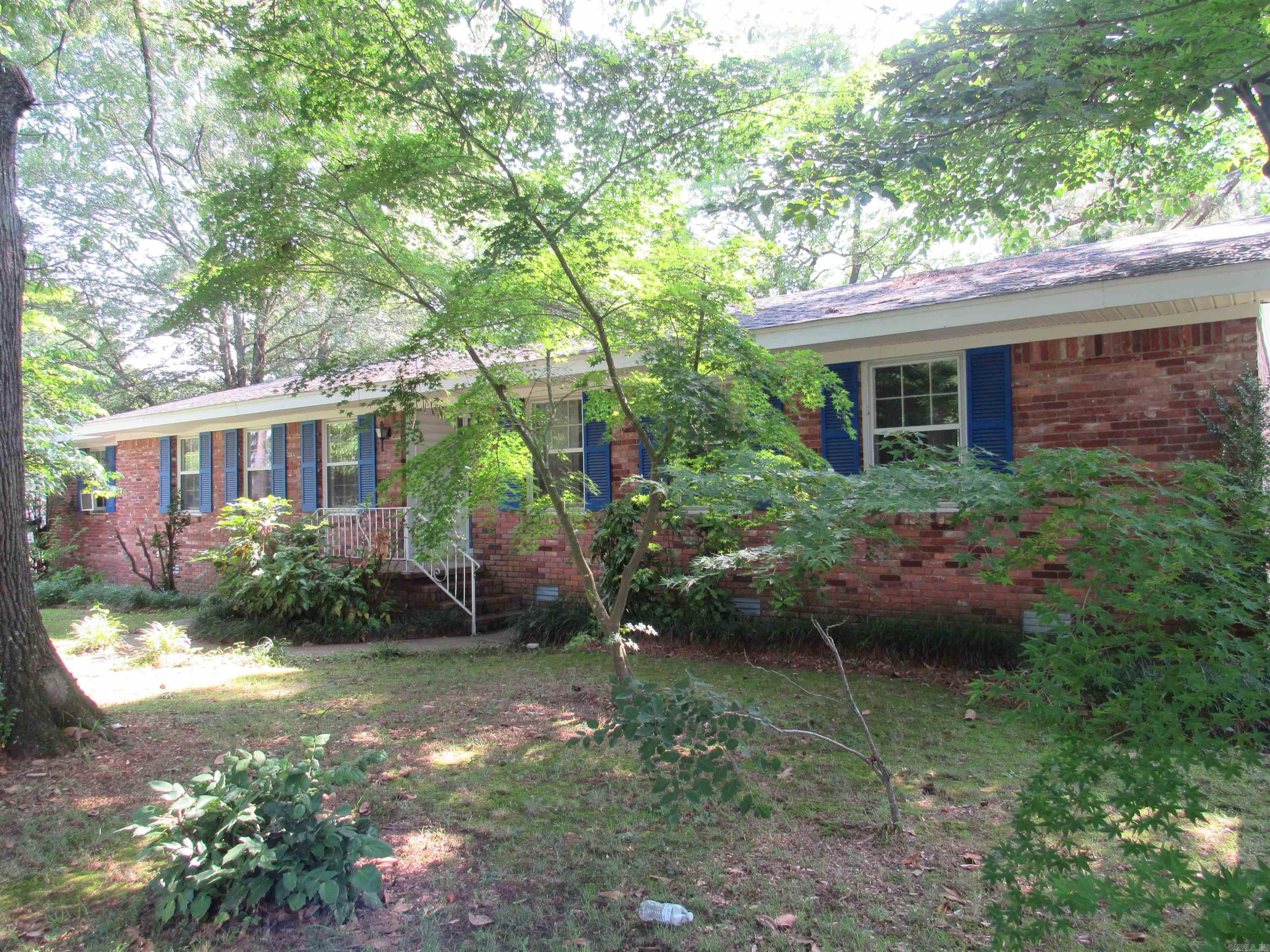 DEERWOOD ADD - Residential