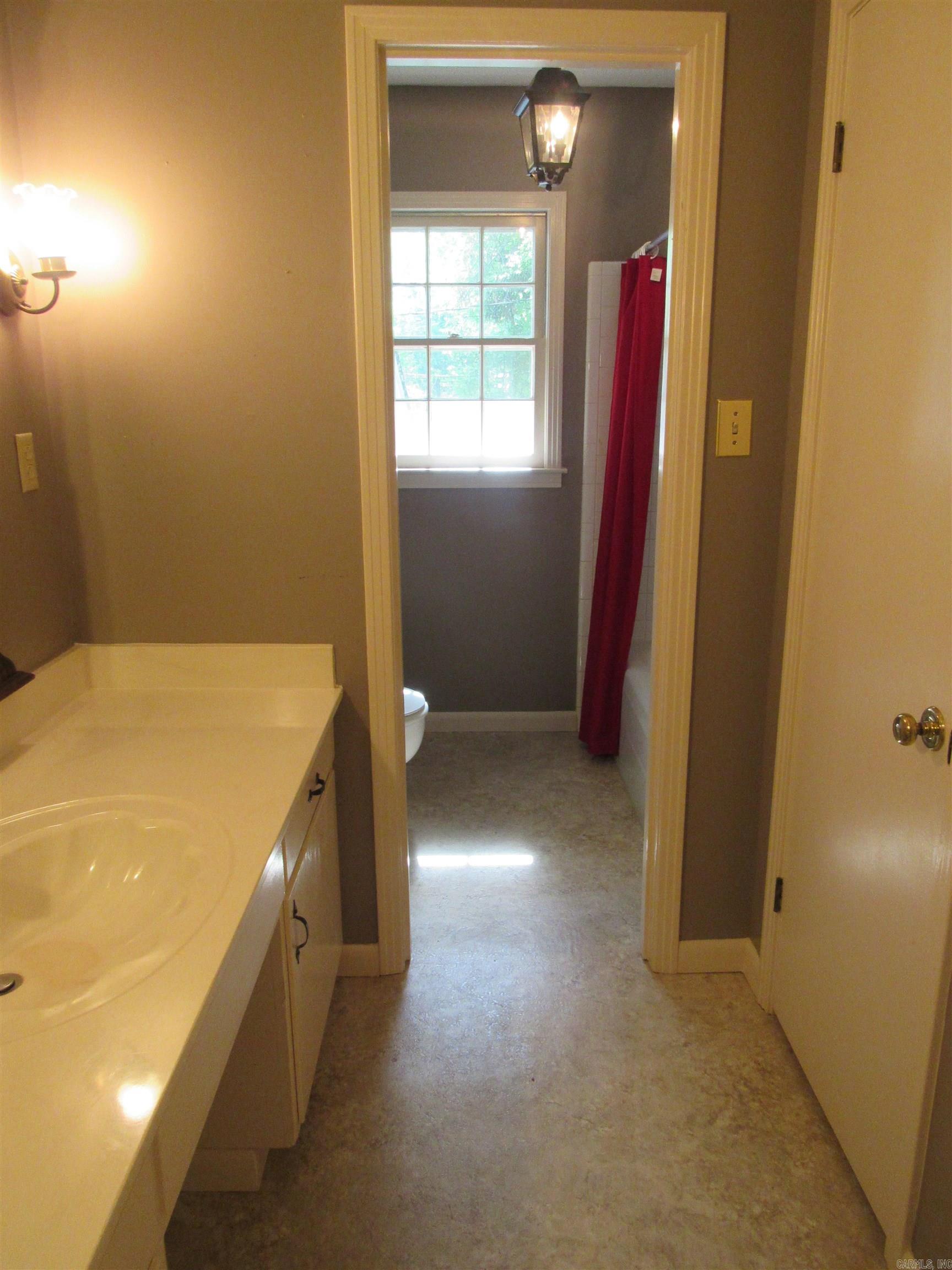 DEERWOOD ADD - Residential