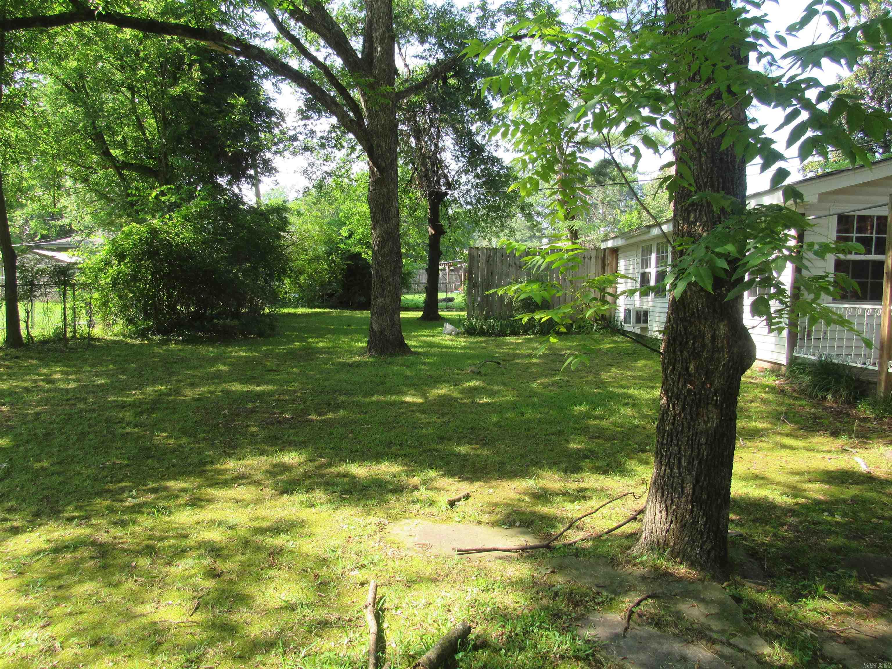 DEERWOOD ADD - Residential