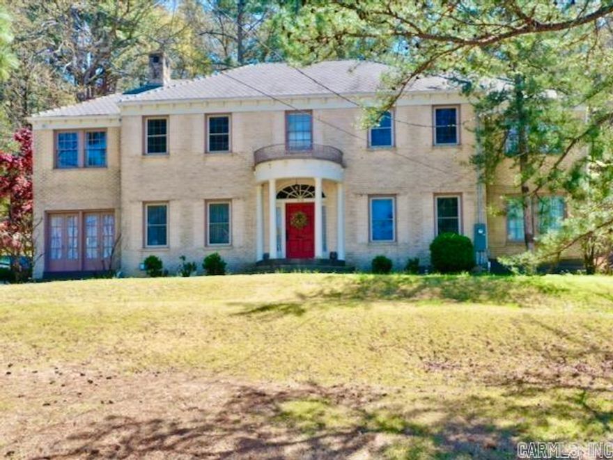 This executive home boasts a plethora of history, but modernization abounds with new plumbing, electrical, insulation, and structural improvements. This home has the original hardwood floors, tile baths, custom doors, and so much more! This home rests on nearly 2.5 acres  near the National Park's North Mountain. Security deposit is $2,500.00. For more information, email me at Rushinhome21@gmail.com today!