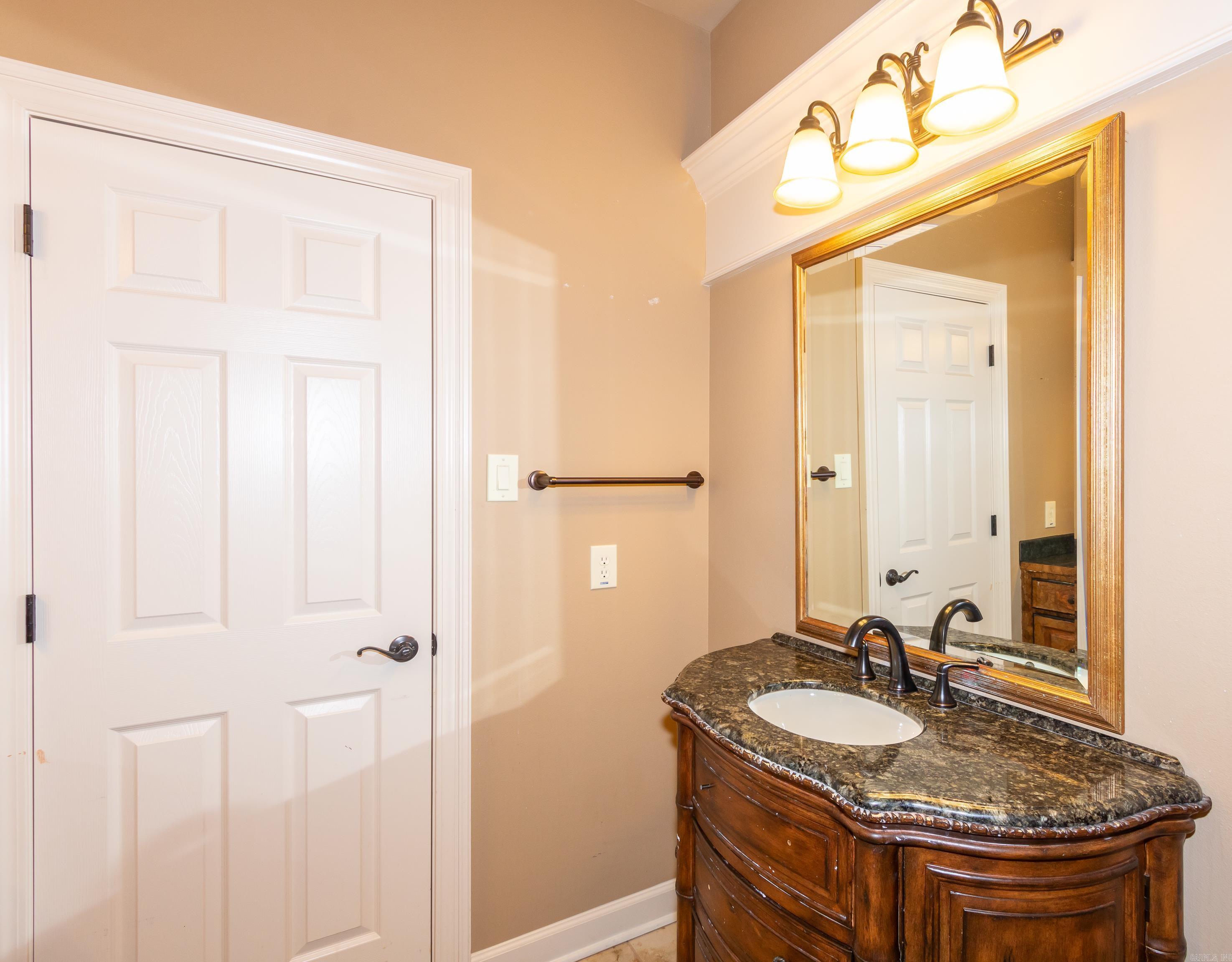 MAUMELLE VALLEY ESTATES - Residential