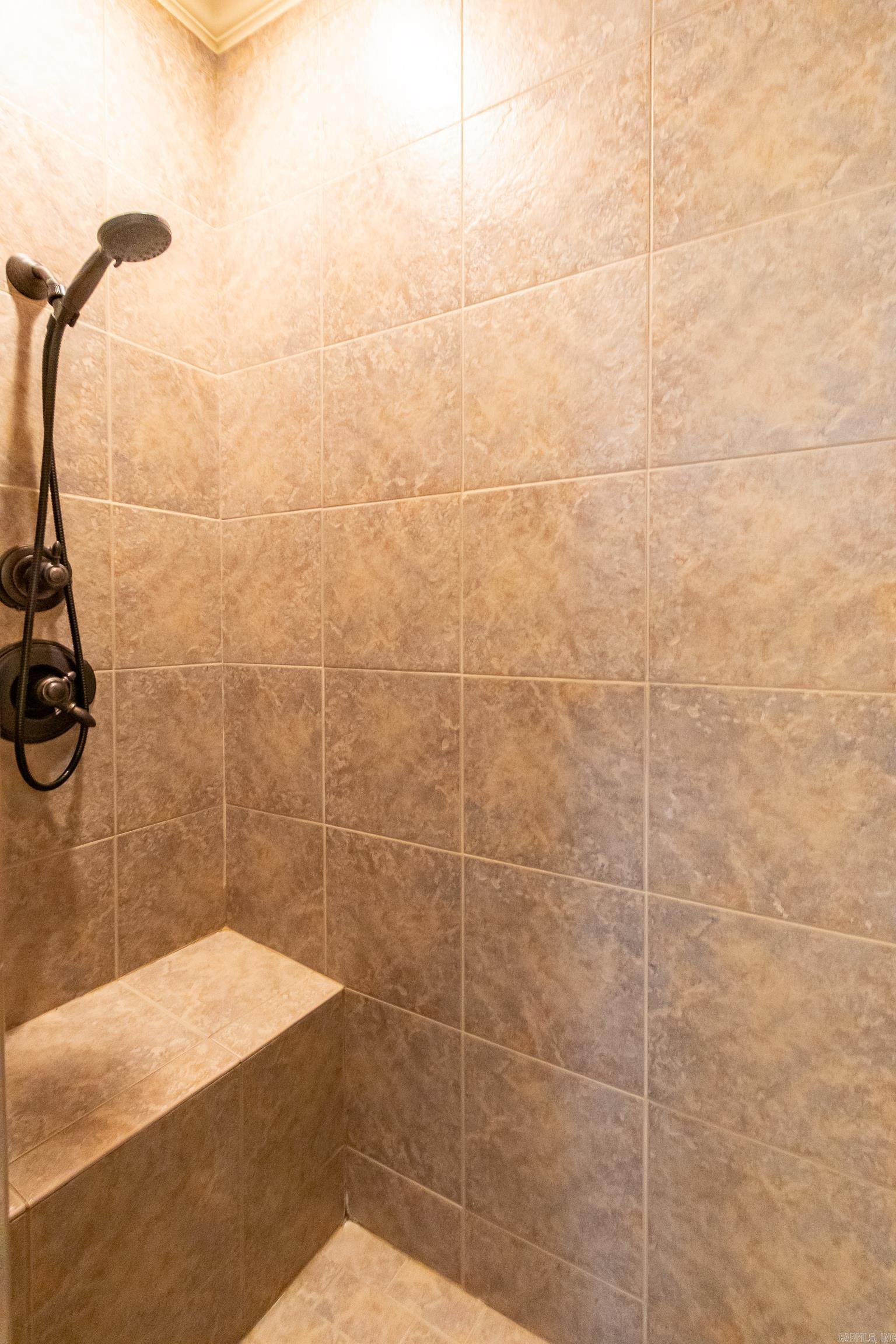 MAUMELLE VALLEY ESTATES - Residential